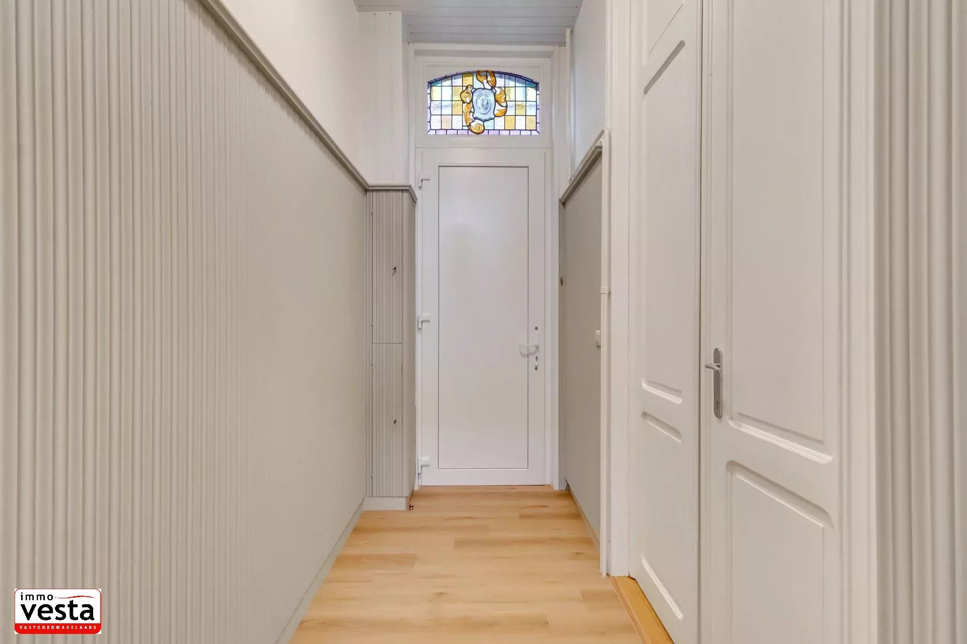 Goed gelegen, energetisch gerenoveerde stadwoning foto 4