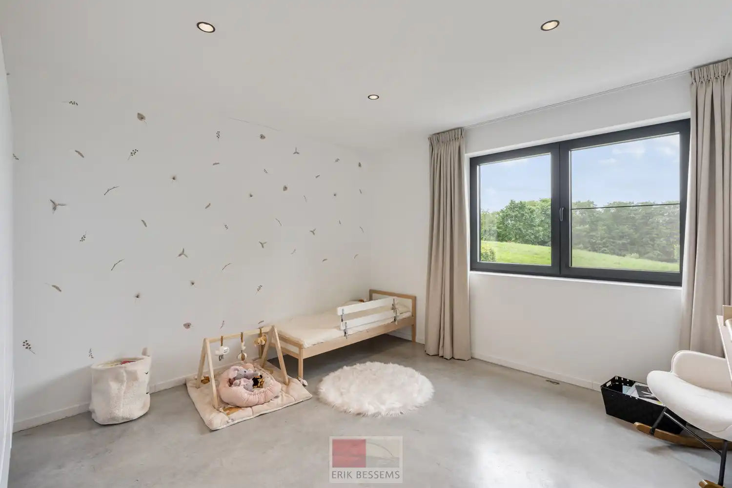 Energiezuinige, moderne woning met een bewoonbaar oppervlakte van circa 195 m², gelegen op een perceel van 776 m² in een rustige en groene omgeving. foto 31