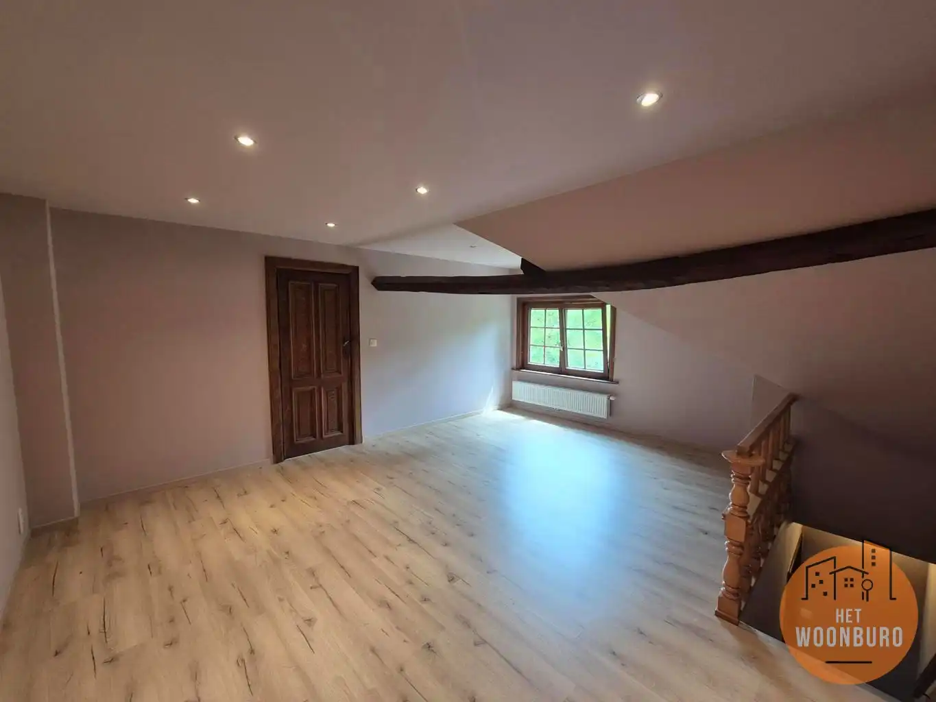 Instapklare woning met grote tuin en garage, rustig gelegen foto 9