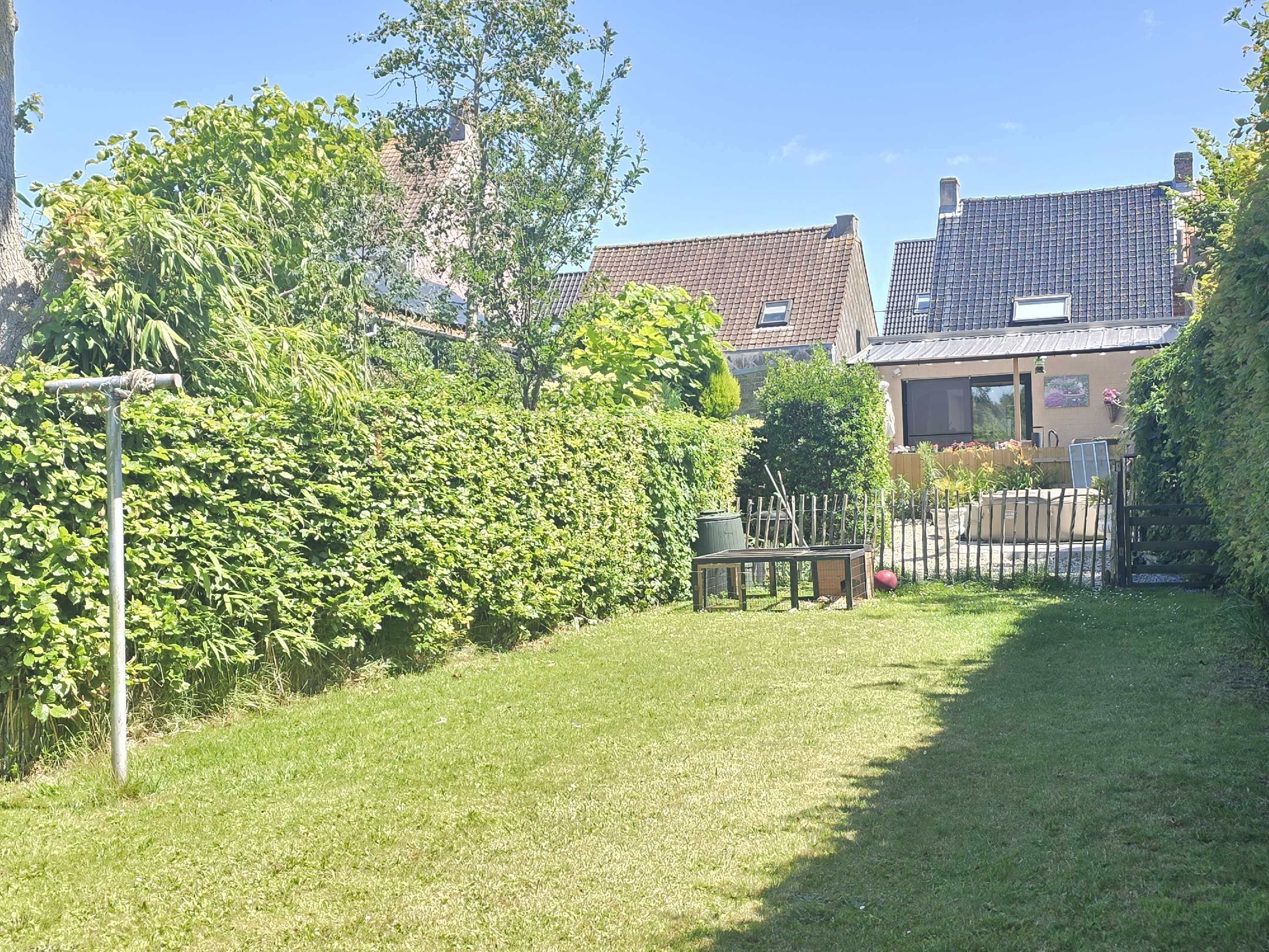 Gezinswoning met zonnige tuin te Lombardsijde op 2km van de zee. foto 6