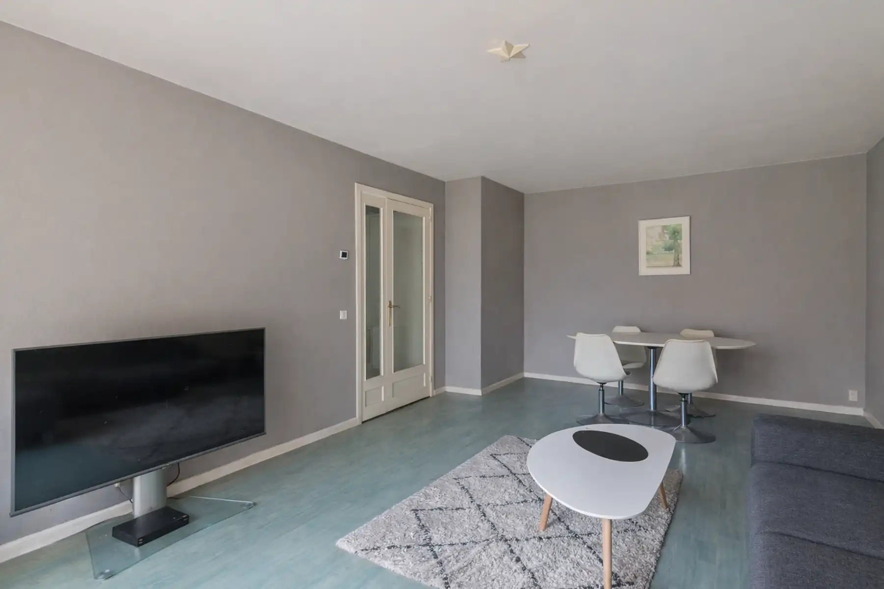 BEZOEKDAGEN VOLZET - Te renoveren appartement met terras. foto 5