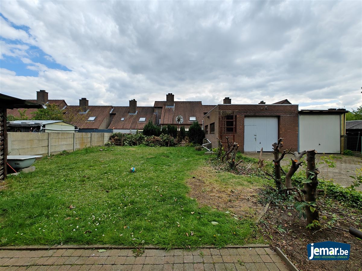 Vrijstaande woning met 3 slaapkamers en inpandige garage  foto 21