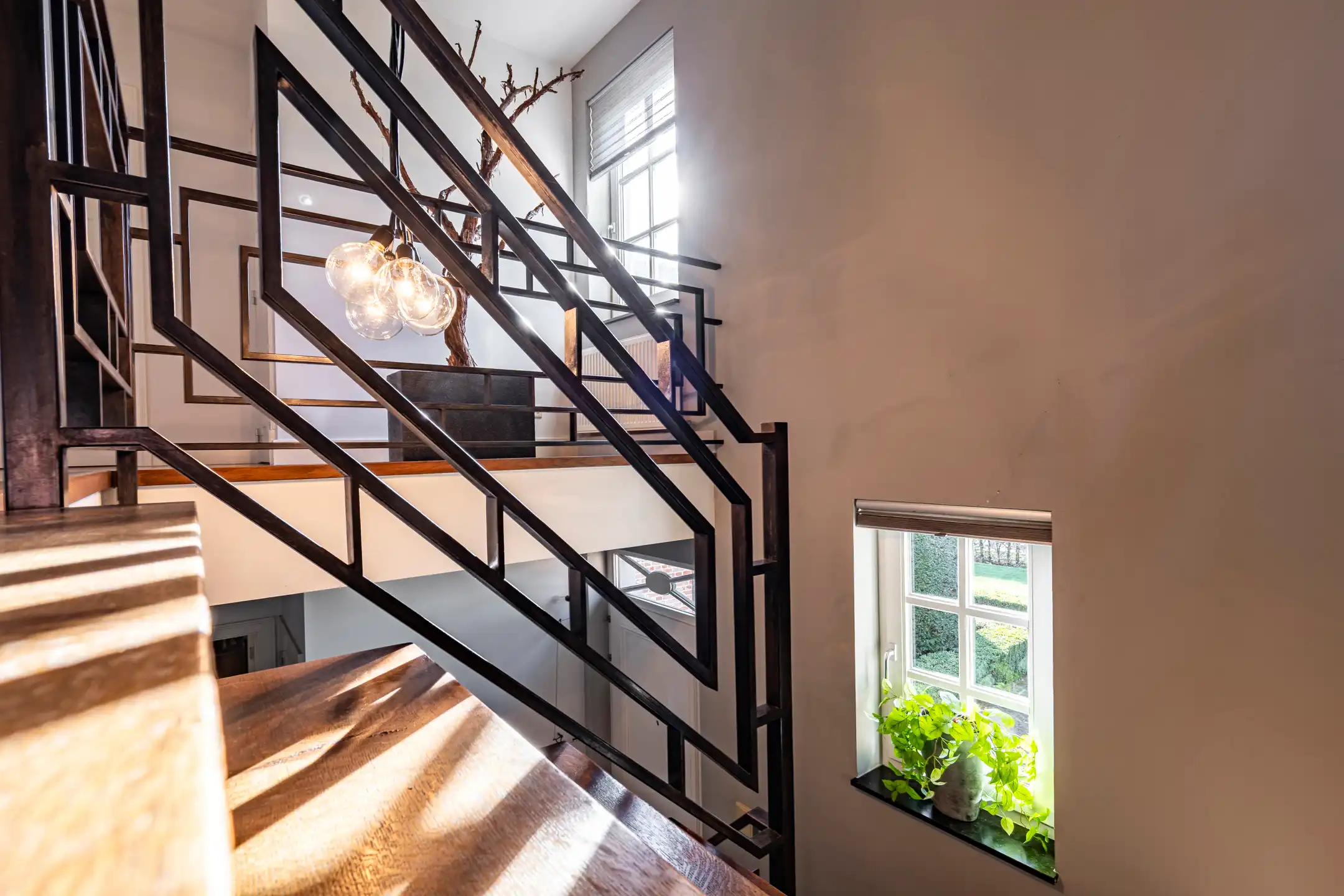 Luxe  villa met een oppervlakte van 475m²  op 1.383m² grond. foto 16