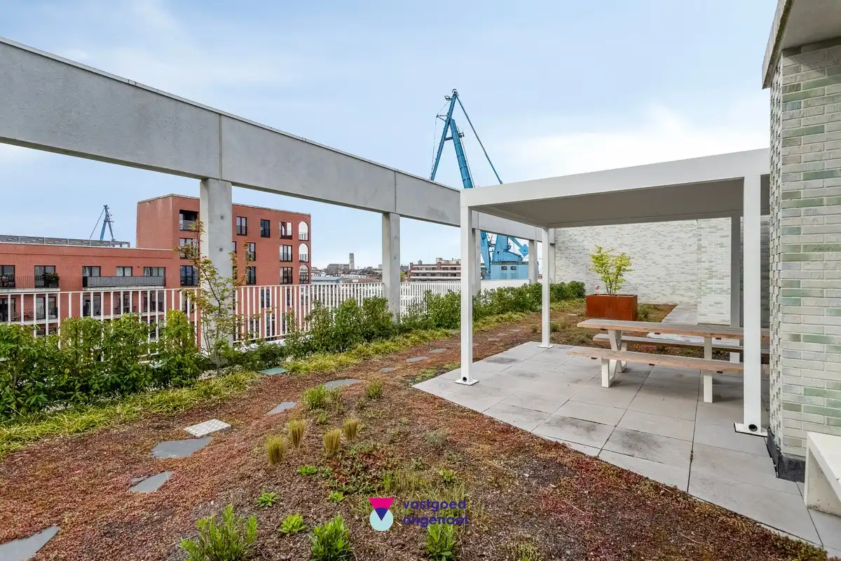 Modern appartement met daktuin & cohousing foto 10