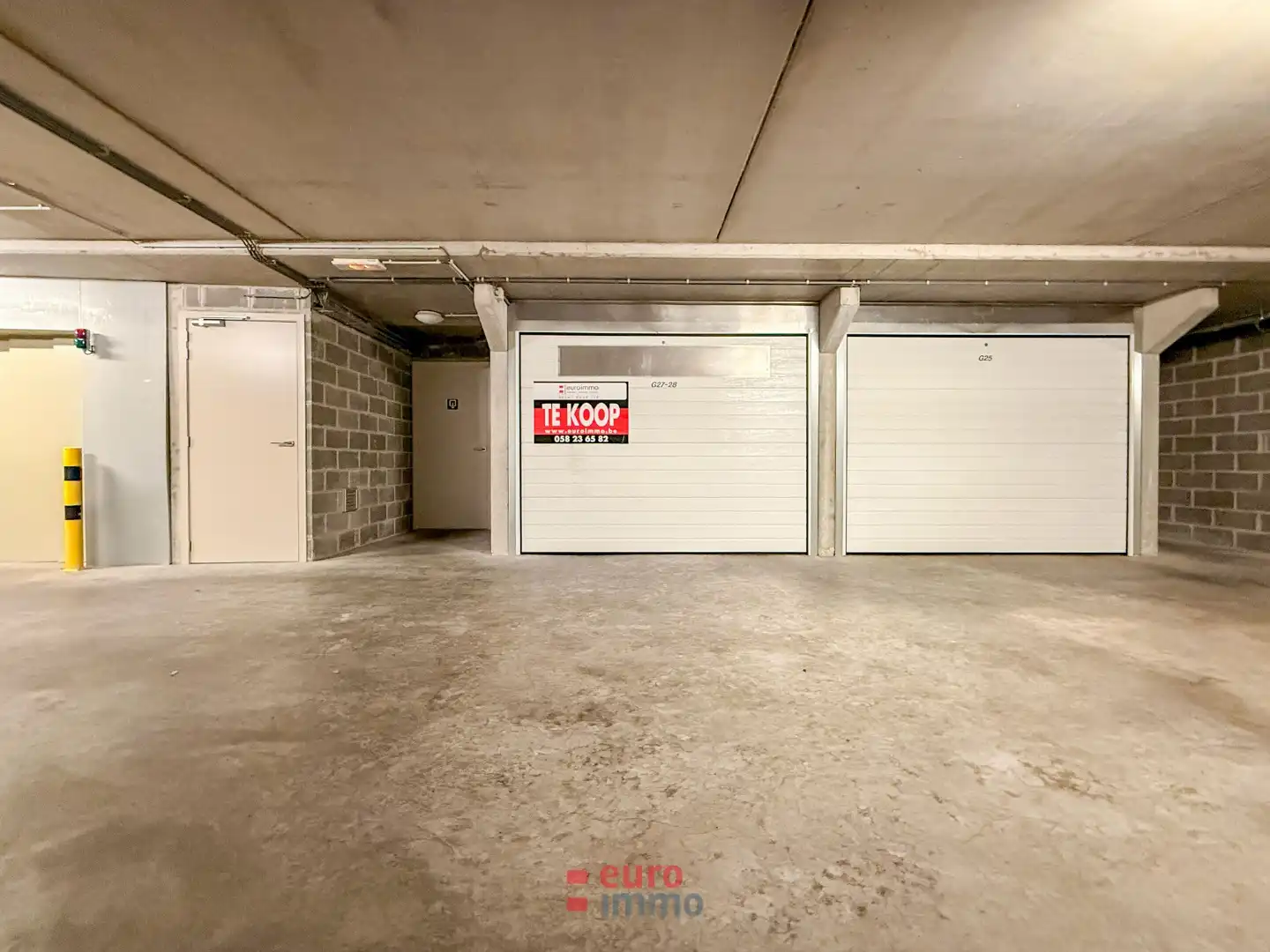 Zéér grote garagebox centraal in Nieuwpoort-Bad! foto 6