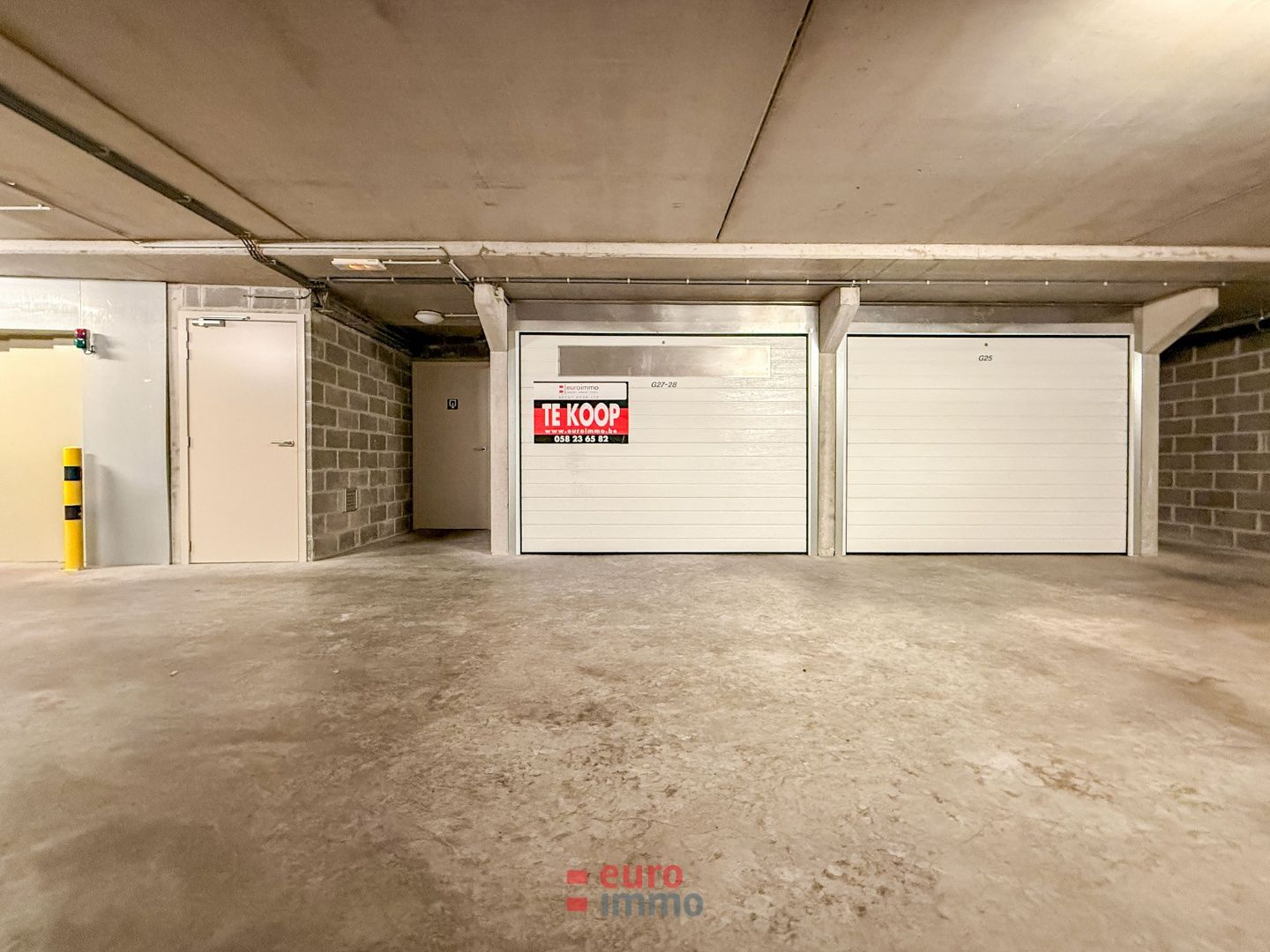 Zéér grote garagebox centraal in Nieuwpoort-Bad! foto 6