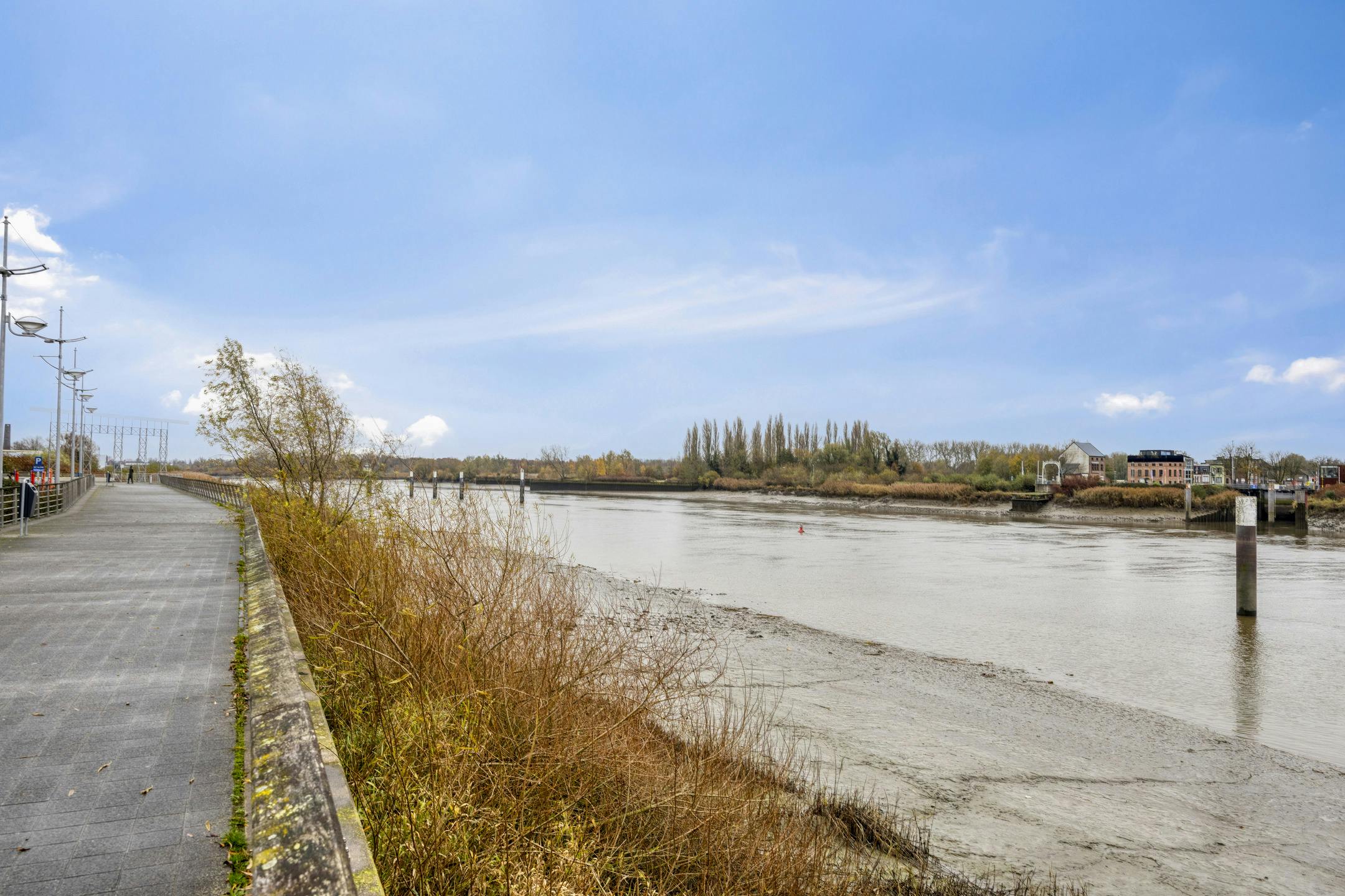 Recent appartement in Boom met zicht op het water foto 18