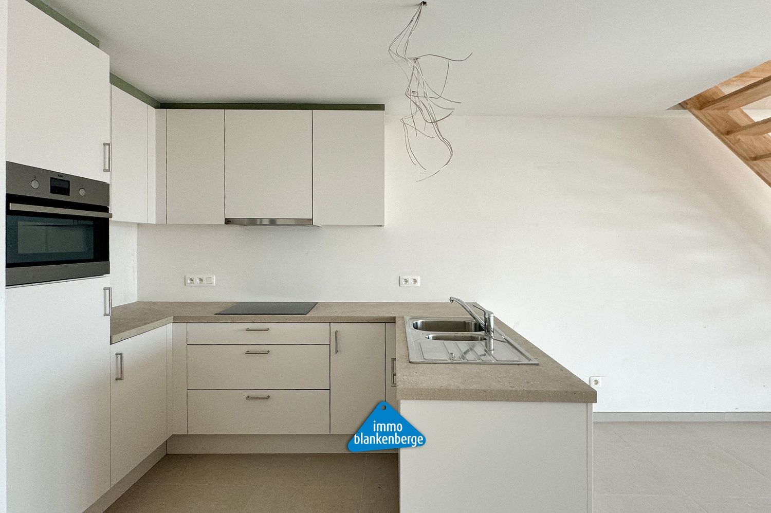 Duplex Appartement op de Zevende Verdieping met Twee Slaapkamers en een Zuidgericht Terras foto 8