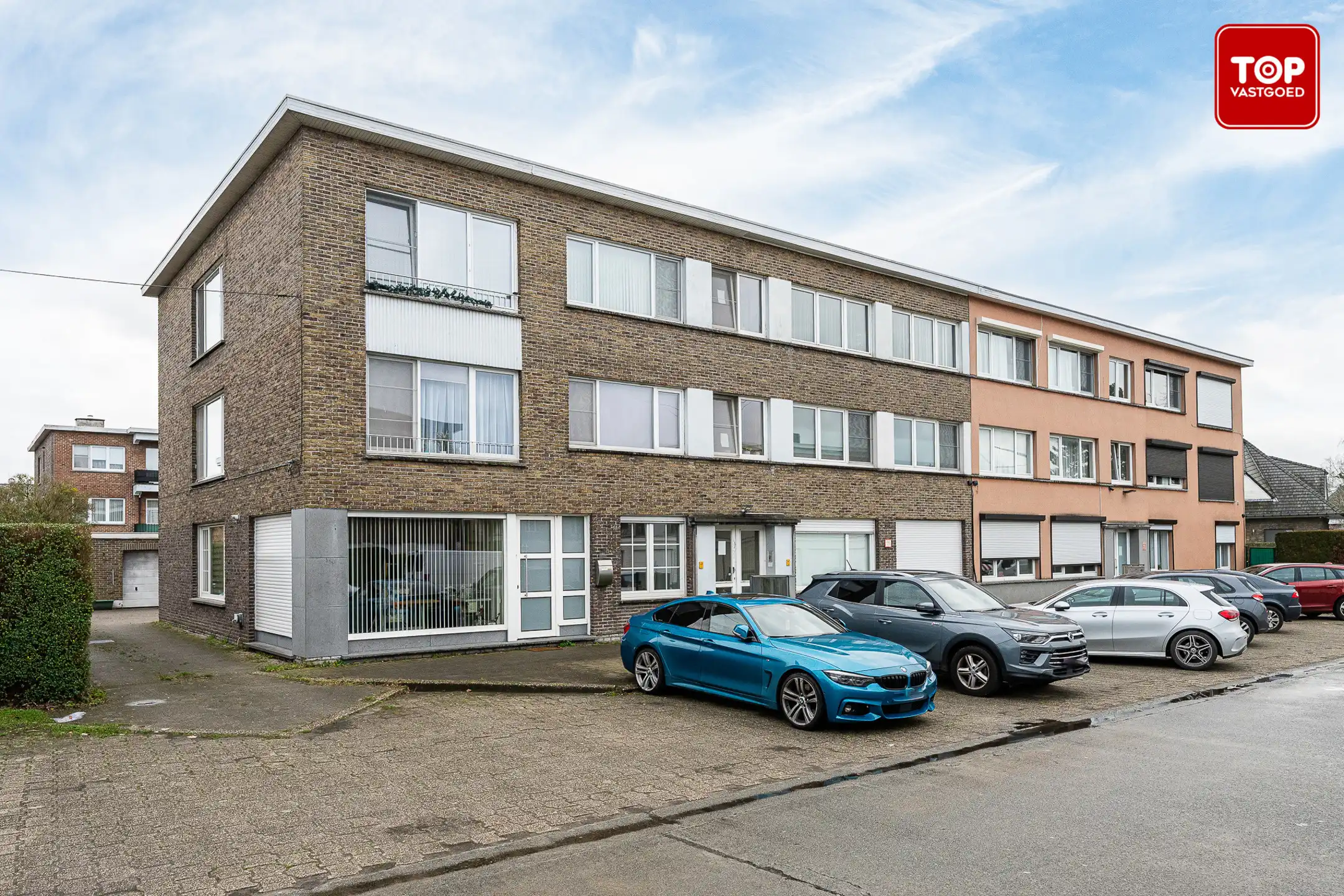 Gelijkvloers 2-slaapkamer appartemen met garage.  foto 25