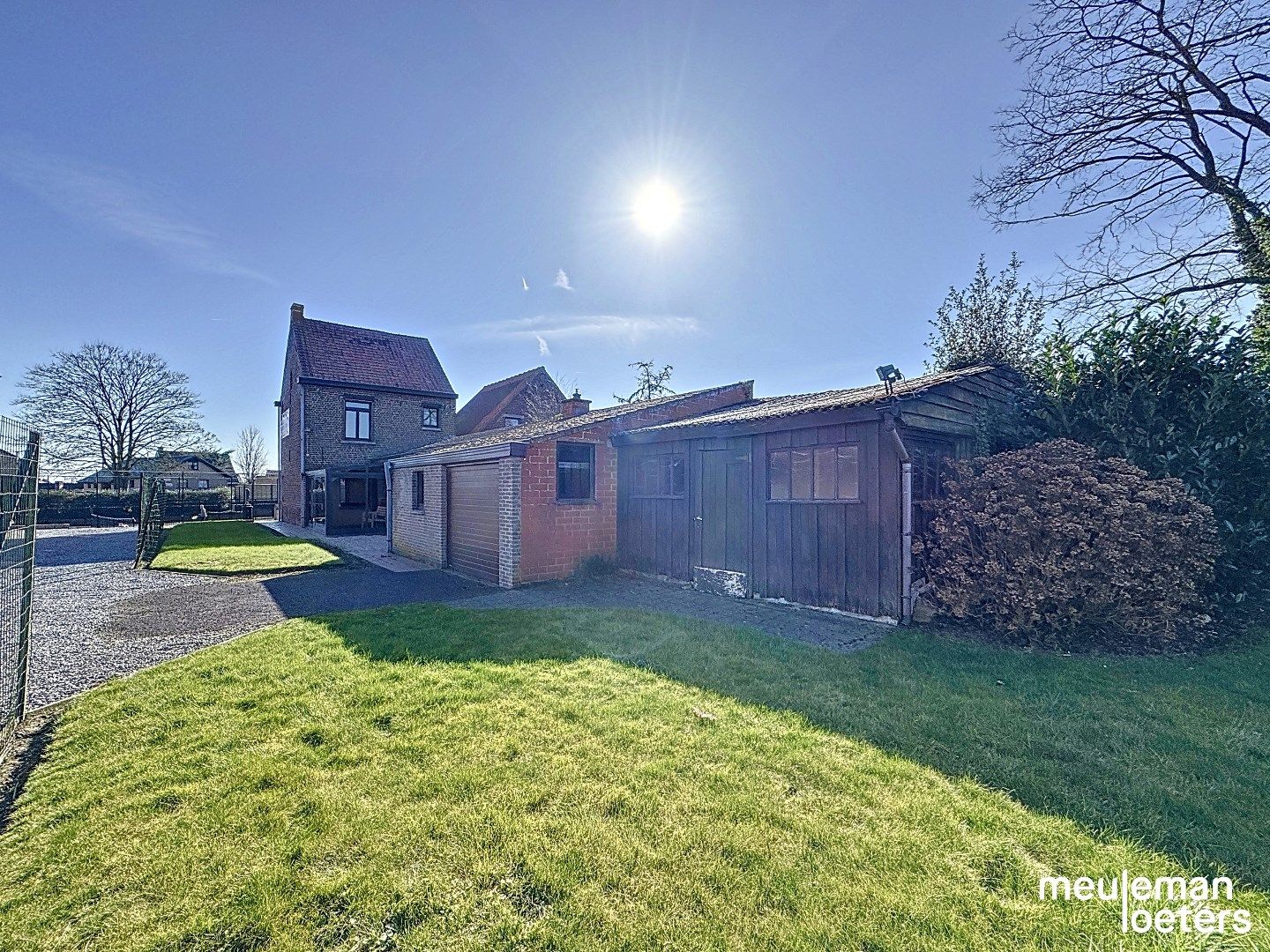 Te renoveren woning in Lotenhulle foto 18