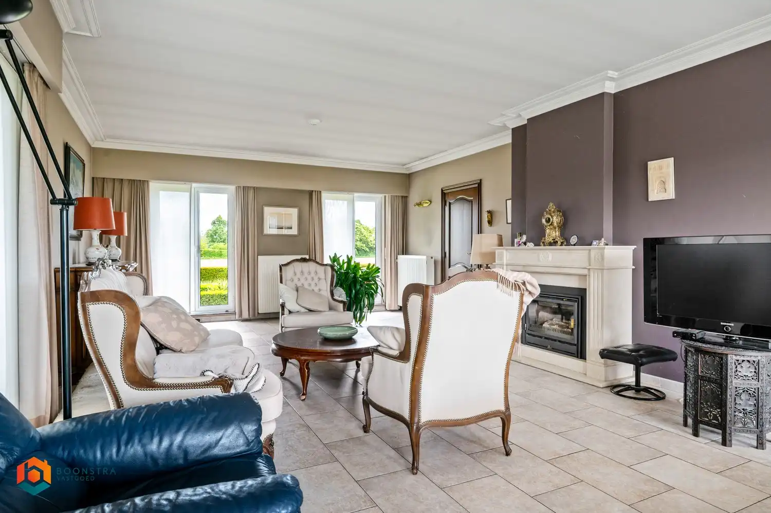Ruime villa (325m²) op een perceel van 2567m² in prachtige omgeving foto 5