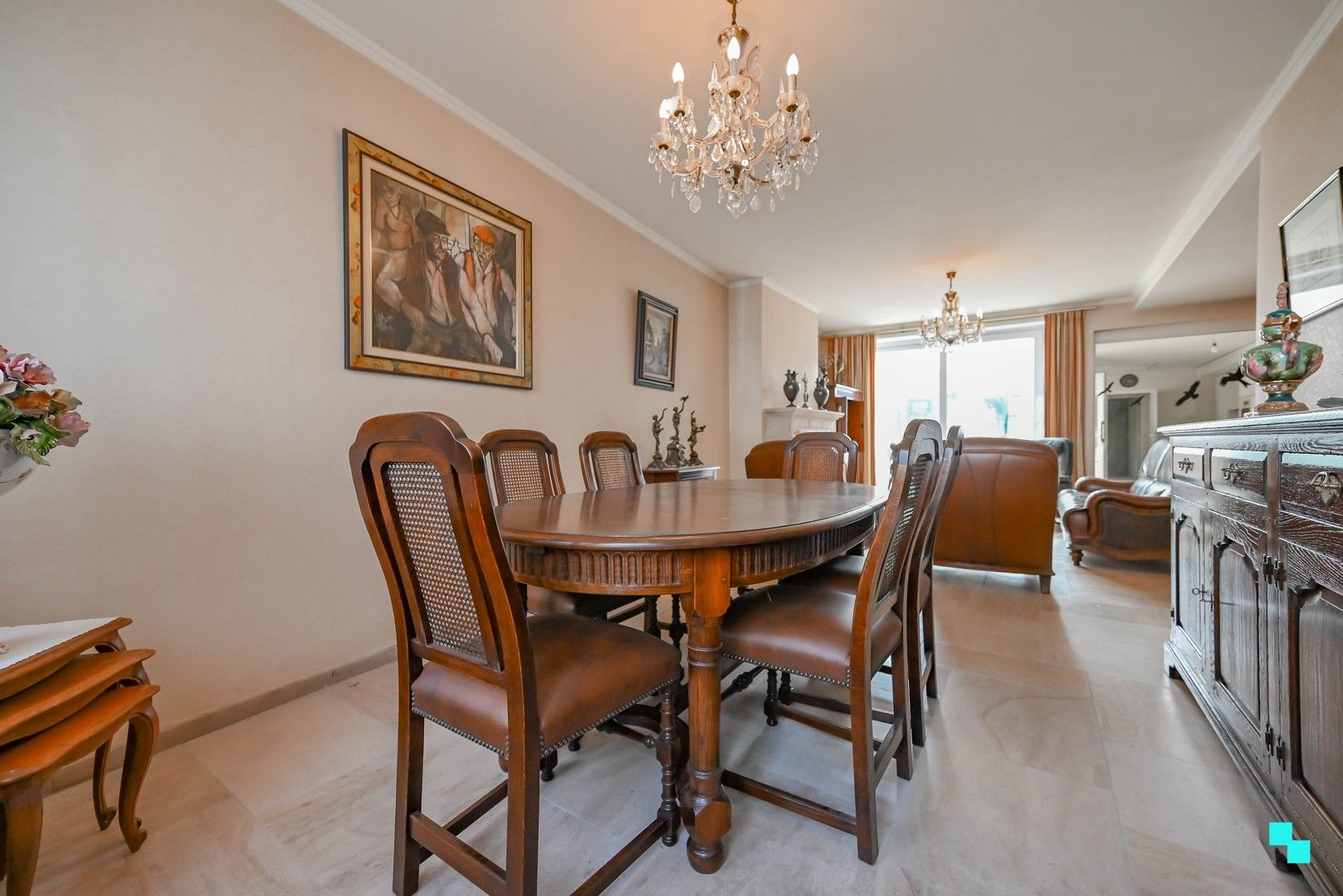 Halfopen bebouwing in hartje Ingelmunster foto 4