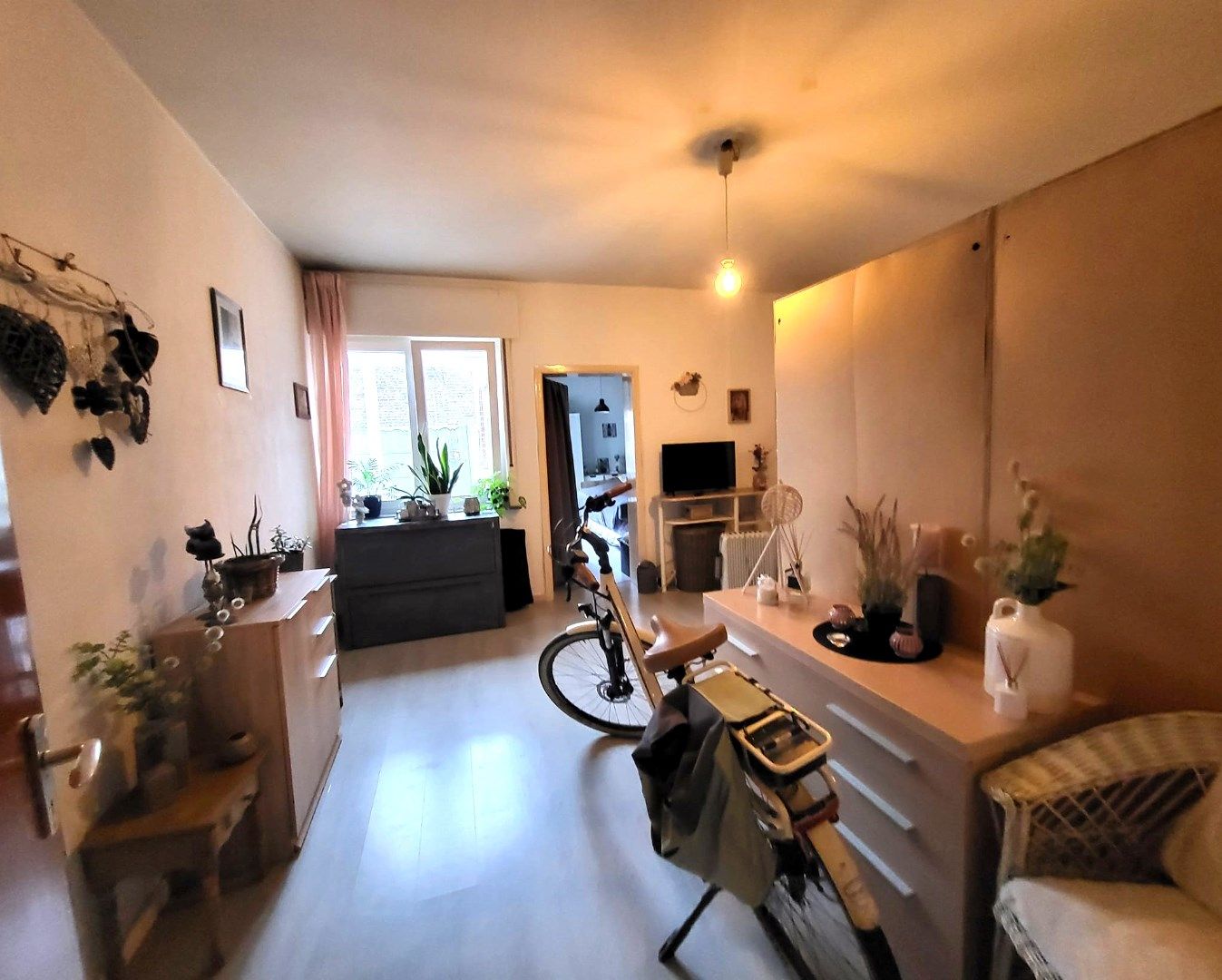 VERKOCHT : Opbrengsteigendom bestaande uit 5 appartementen. foto 17