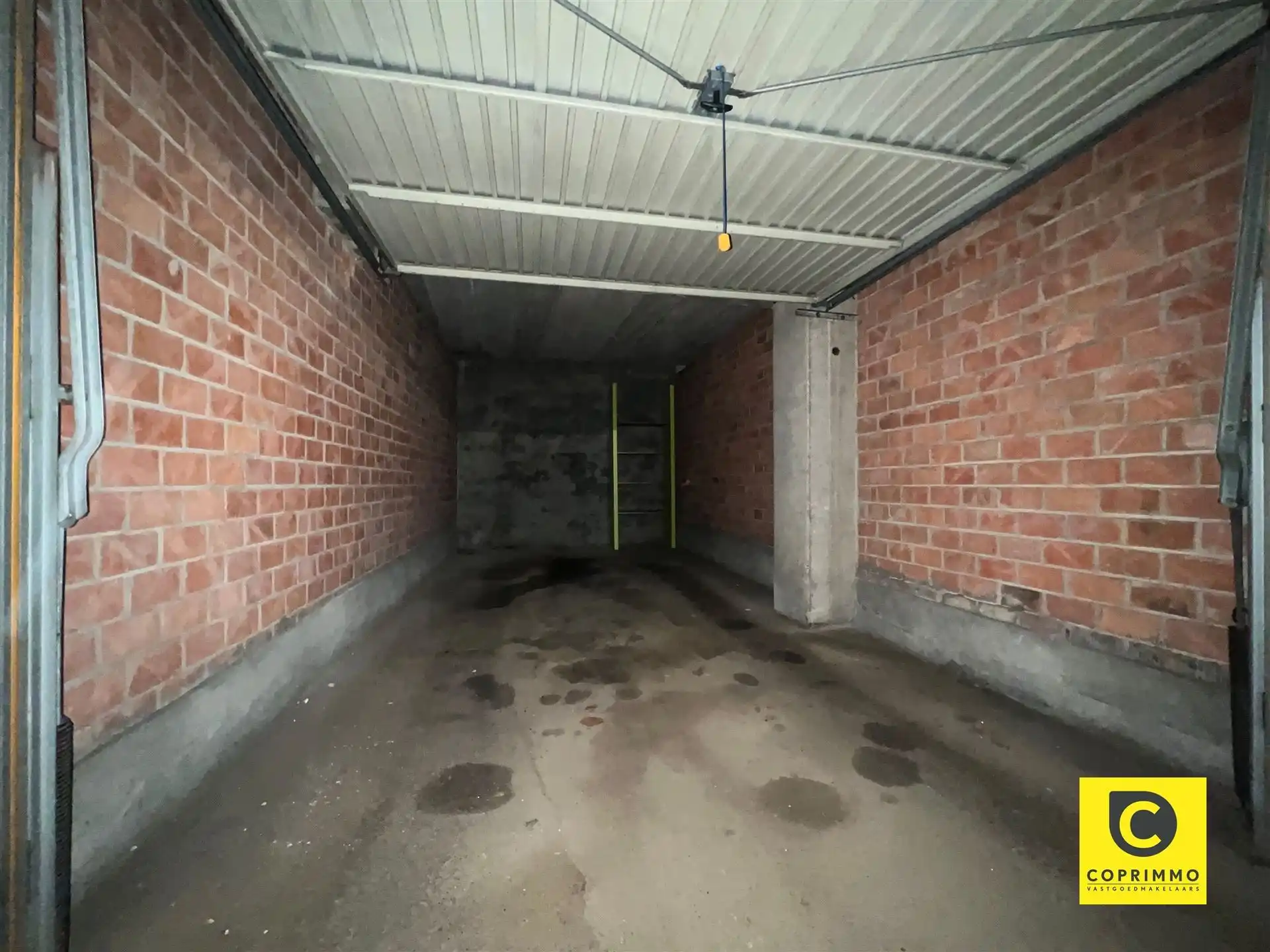 Ondergrondse garagebox, zeer centraal gelegen op de Fruithoflaan! foto 5