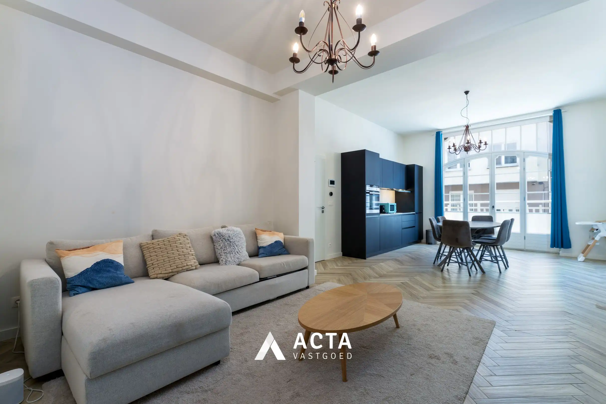 Luxueus gelijkvloersappartement met terras nabij Zeedijk van Mariakerke foto 3