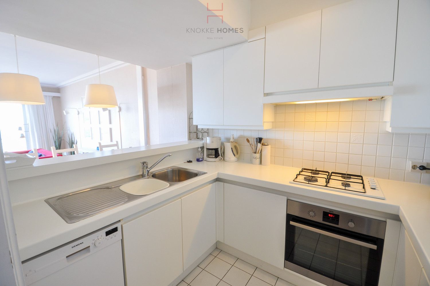 Zeer aangenaam appartement op de zeedijk in Duinbergen foto 11