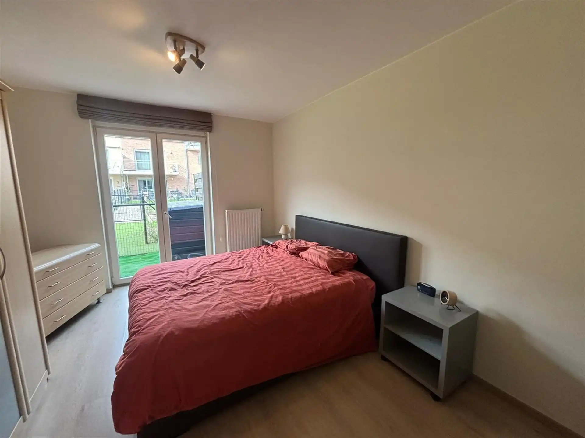 Appartement met tuin en private inkom! foto 12