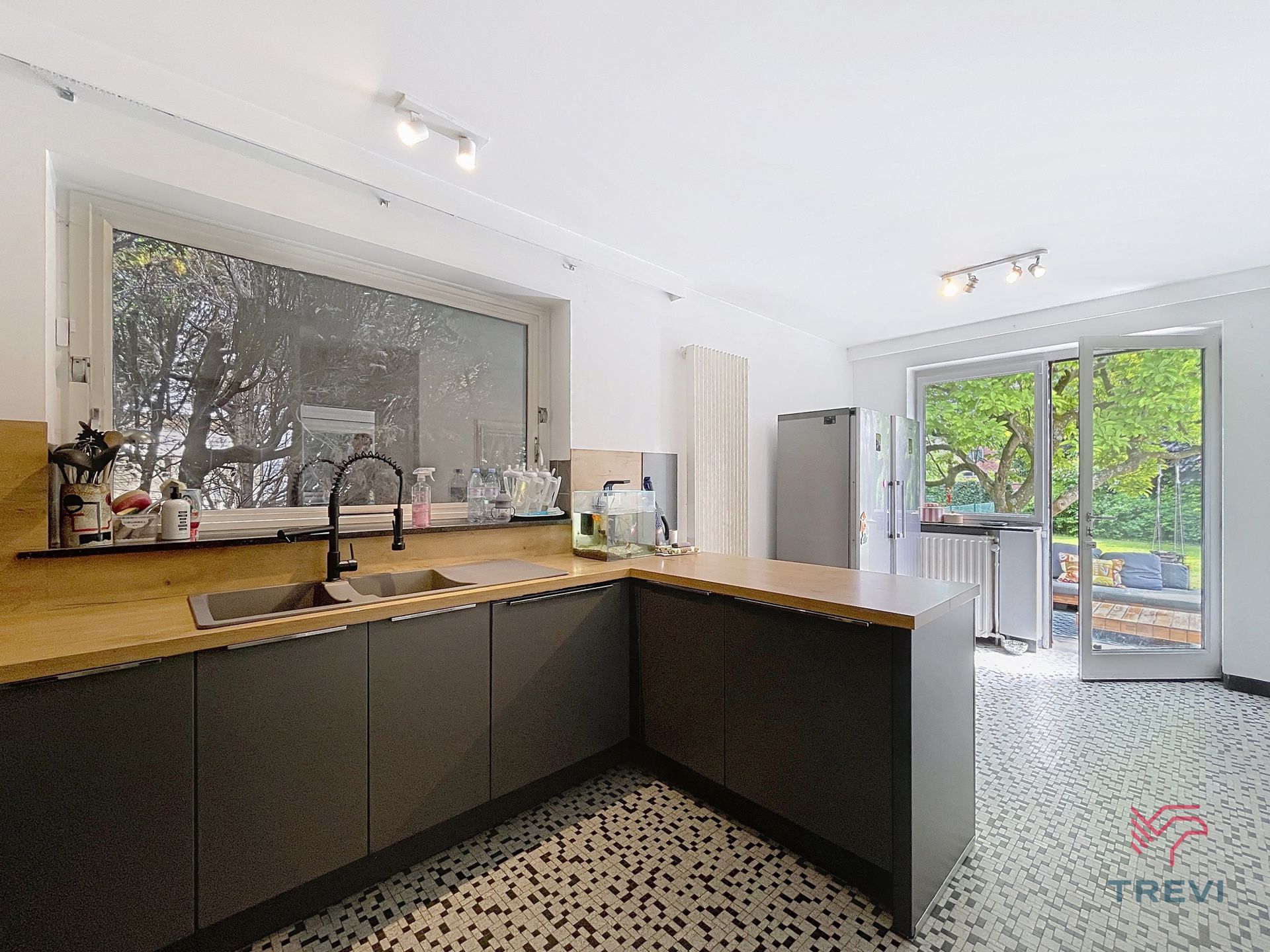 Charmant vrijstaand huis met tuin foto 7