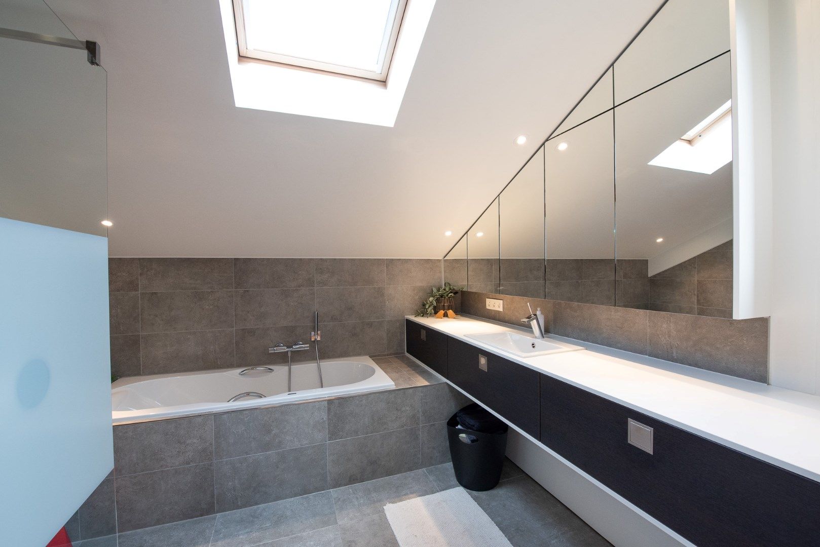 Prachtige villa te huur volledig omgeven in het groen! foto 15