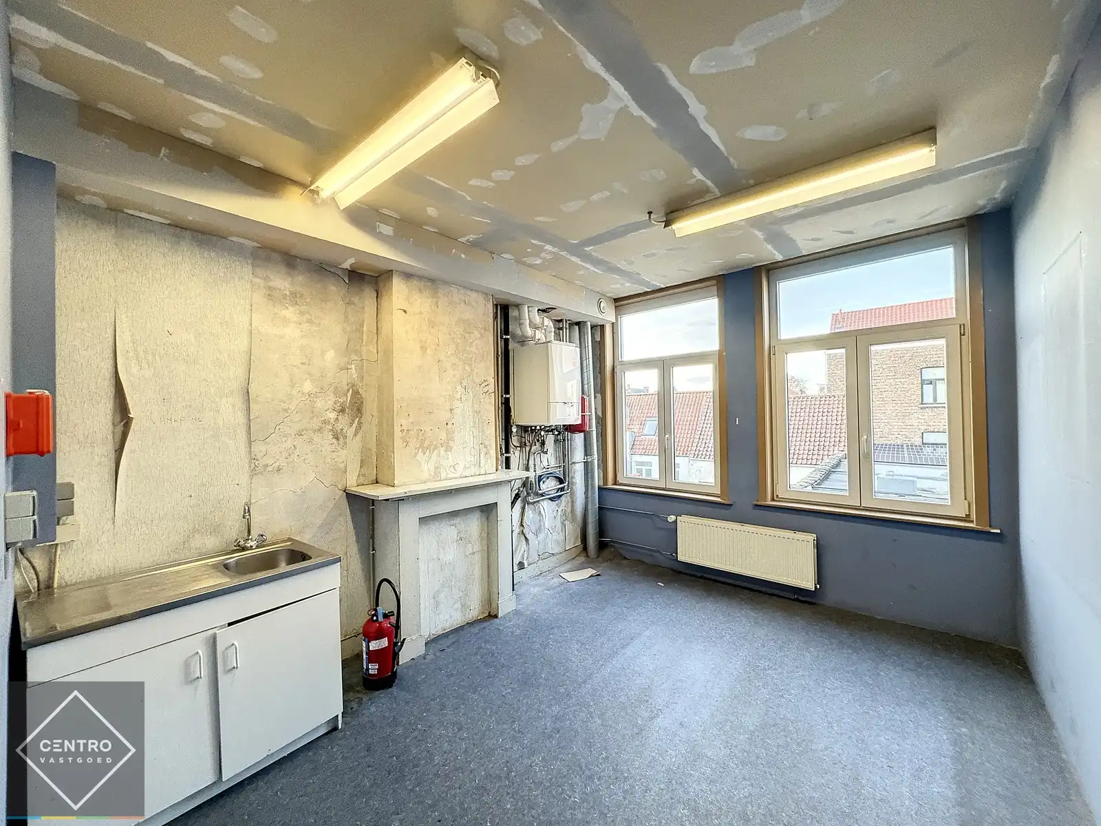 Instapklaar HANDELSPAND (4 verdiepingen) op AAA-locatie (Zuidzandstraat) in het historisch centrum van Brugge! foto 9