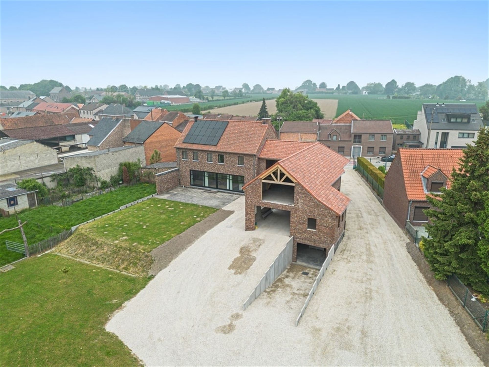 UNIEKE LANDELIJKE GEZINSWONING MET BIJBOUW VAN 320M² OP PRACHTIG PERCEEL  foto 34