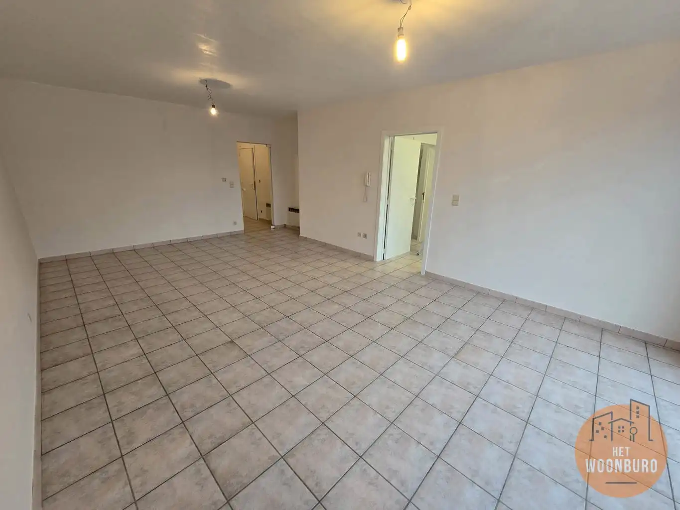 Appartement 1ste verdiep met 2 slpks en terras foto 4