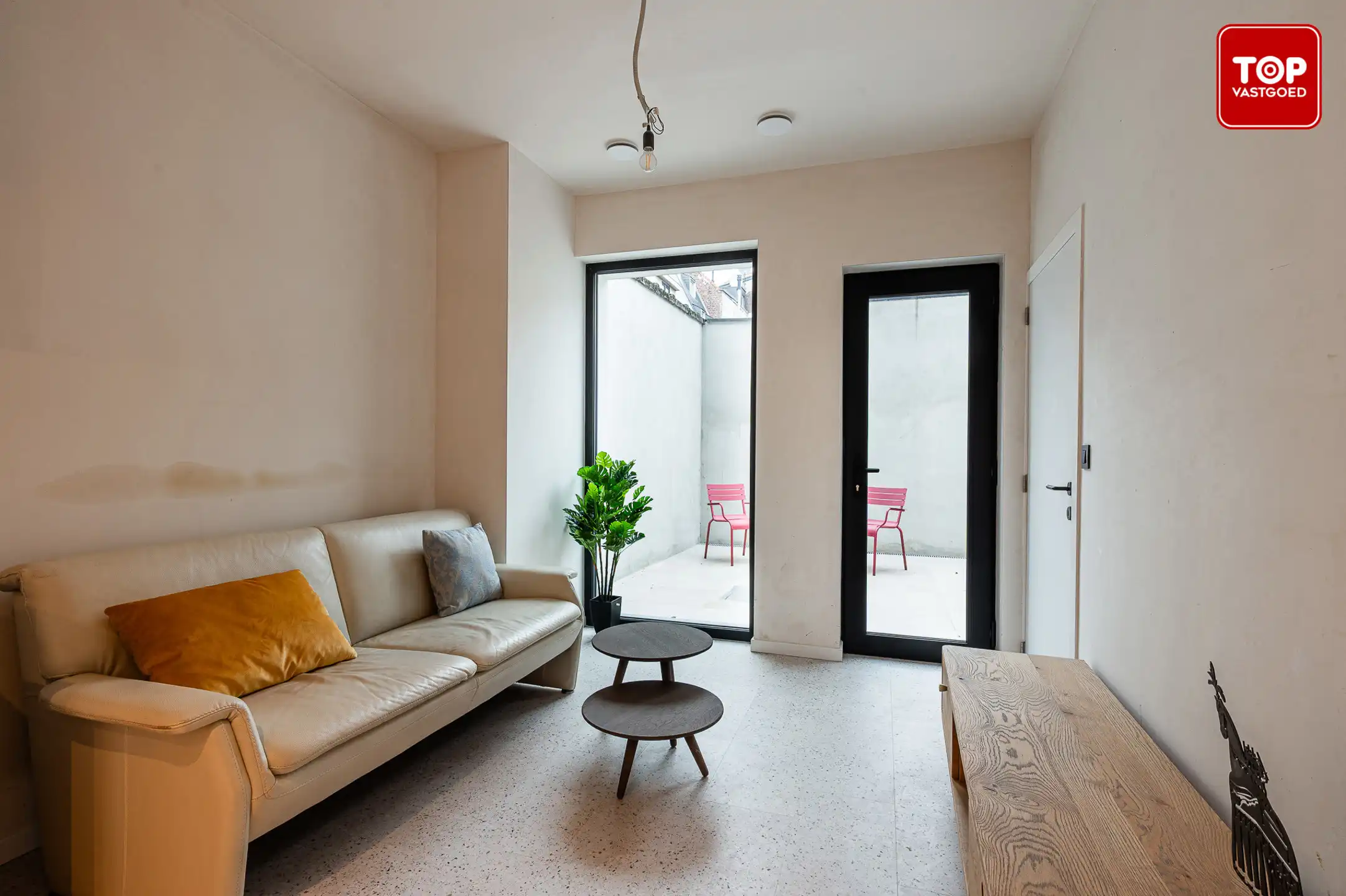 Instapklare, gerenoveerde woning met 3 slaapkamers en terras nabij het centrum van Gent foto 7