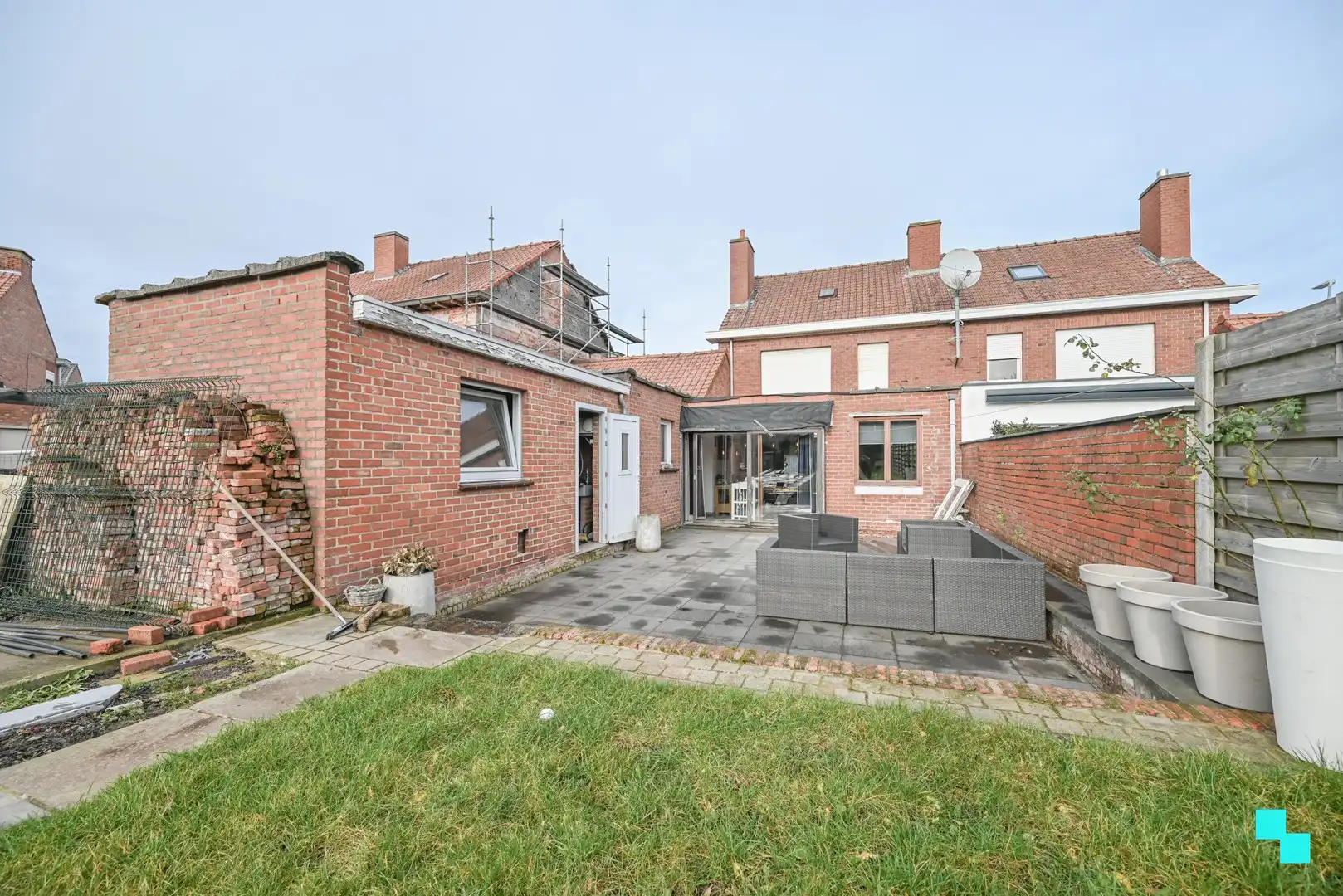 Verder te moderniseren eengezinswoning te Lendelede foto 16