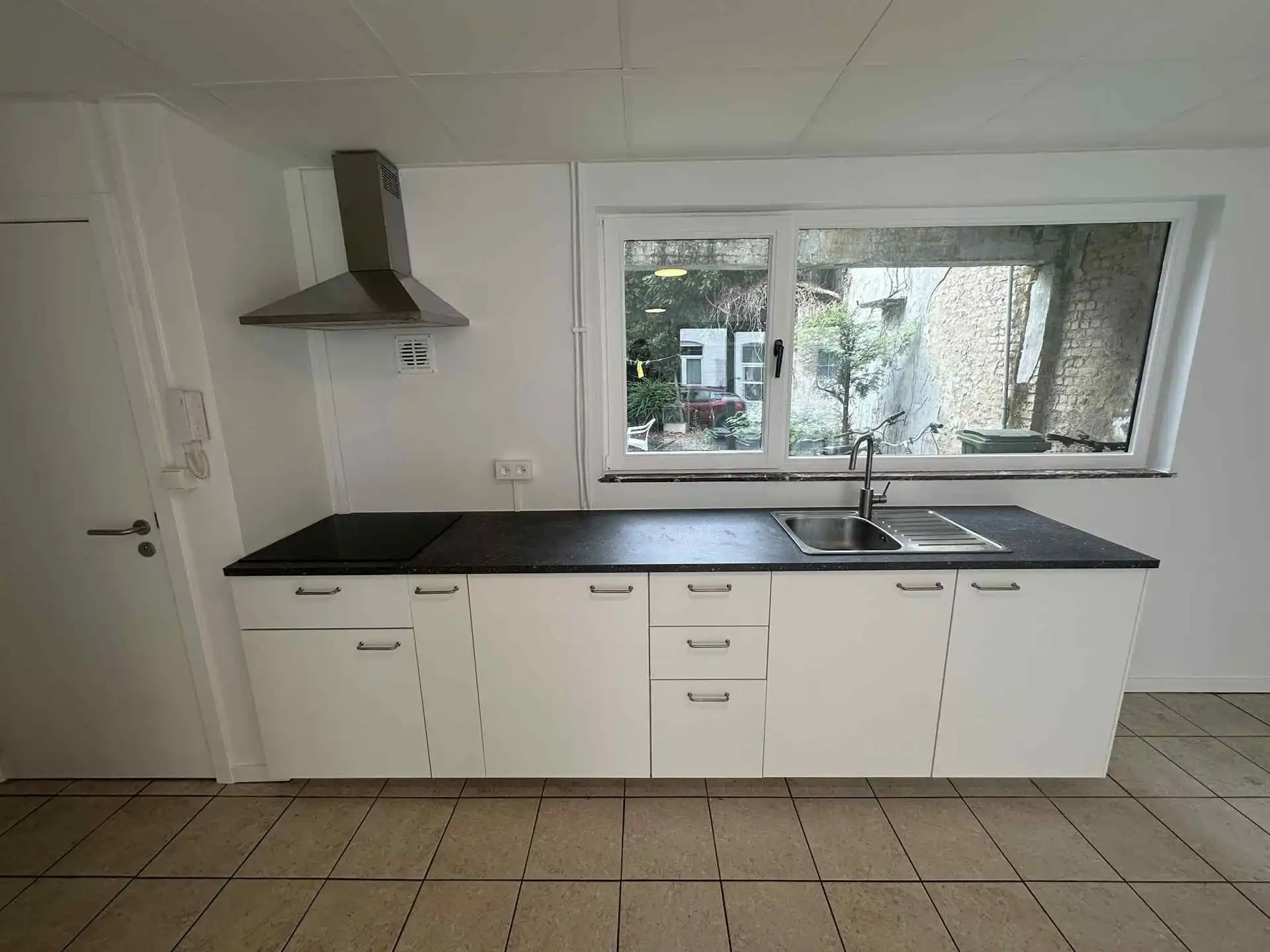 Knusse studio in het centrum van Aalst foto 3