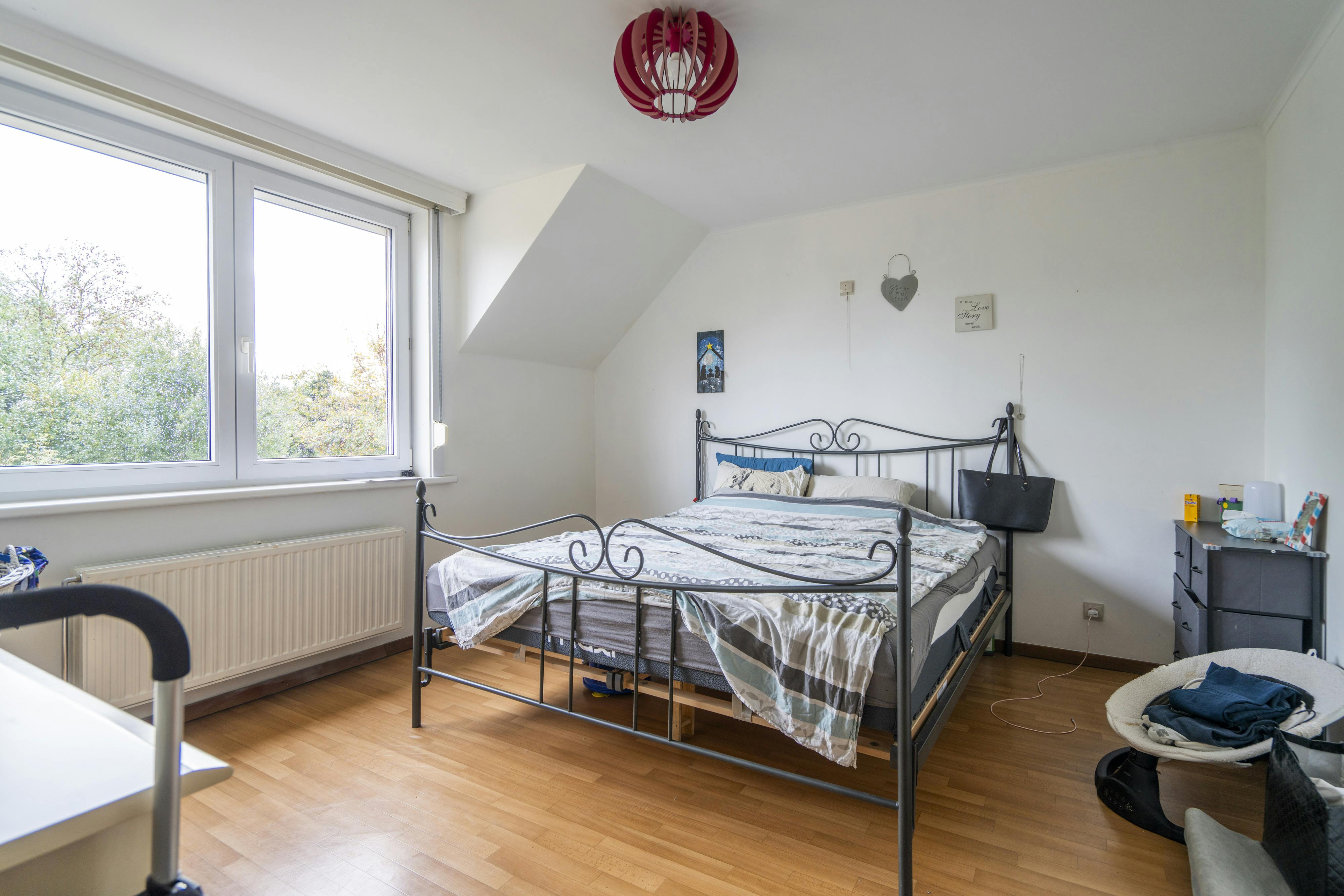 Instapklare bel-etage met 3 slaapkamers woning te koop in Wevelgem foto 8