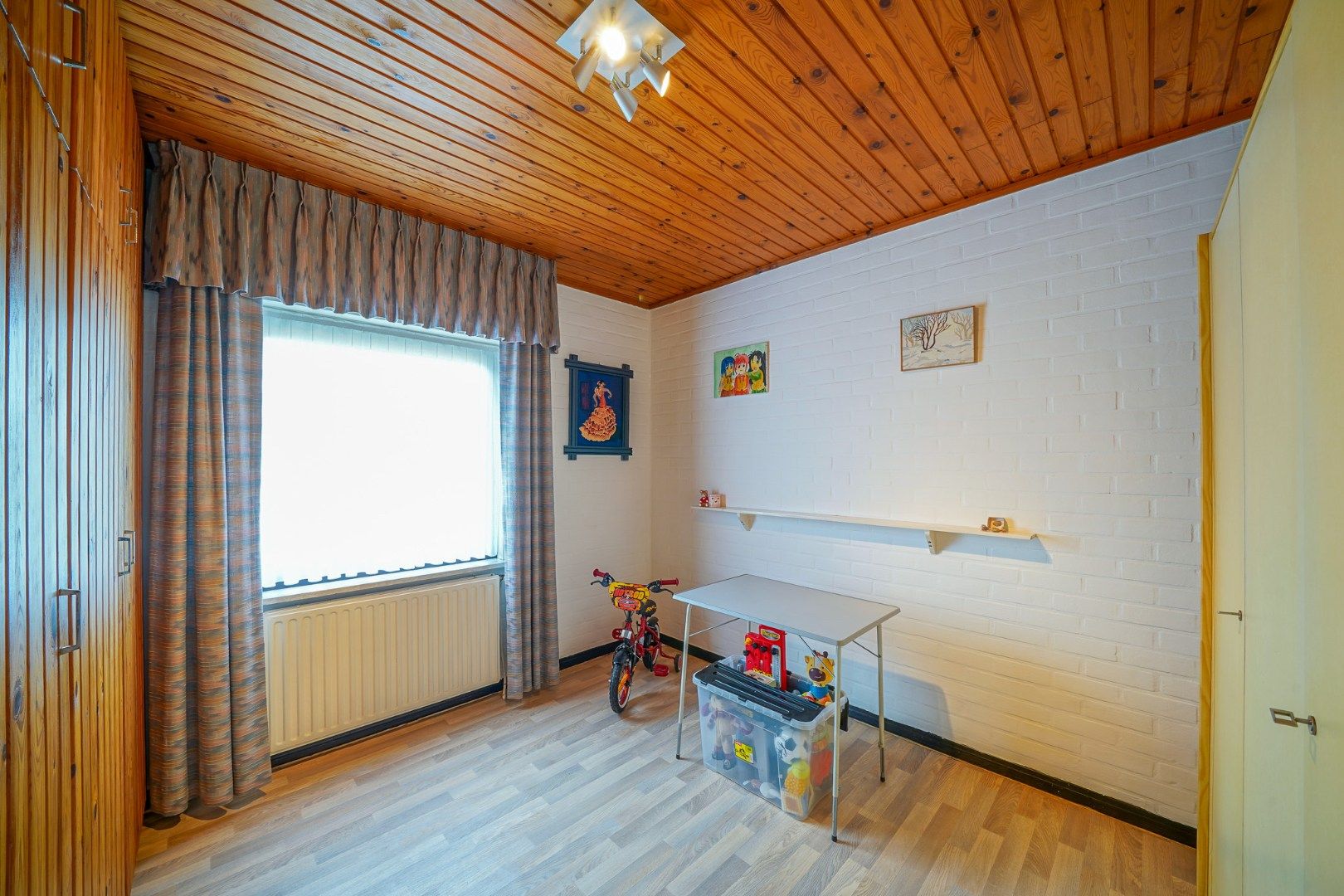 Perfect onderhouden bungalow met 3 slaapkamers op zonnig perceel in Roksem! foto 16