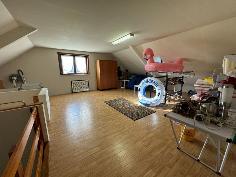 Riante hoeve op zonnig perceel 1530m²! foto 13