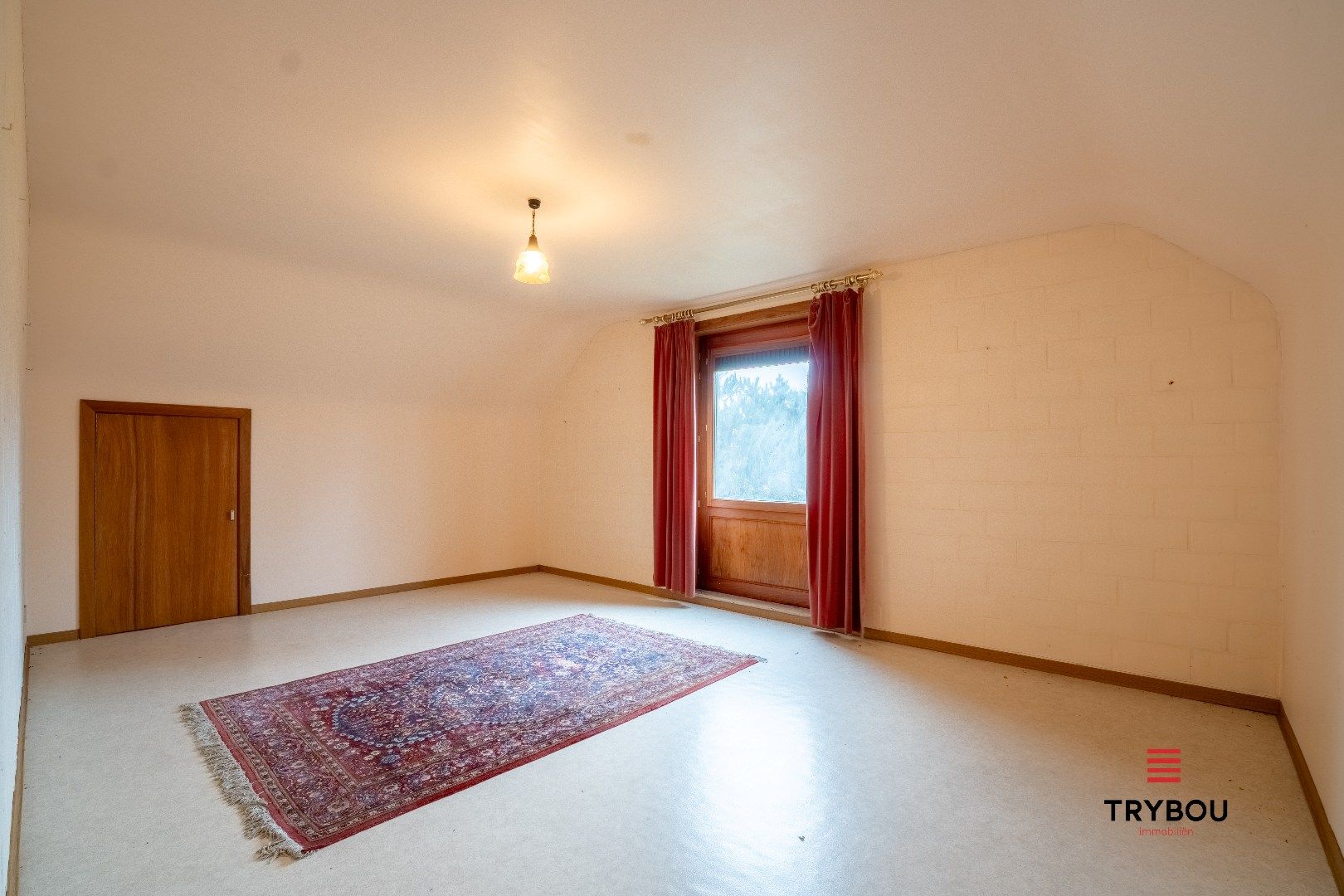 Wonen met een vakantiegevoel – unieke villa op de top van de Rodeberg foto 26