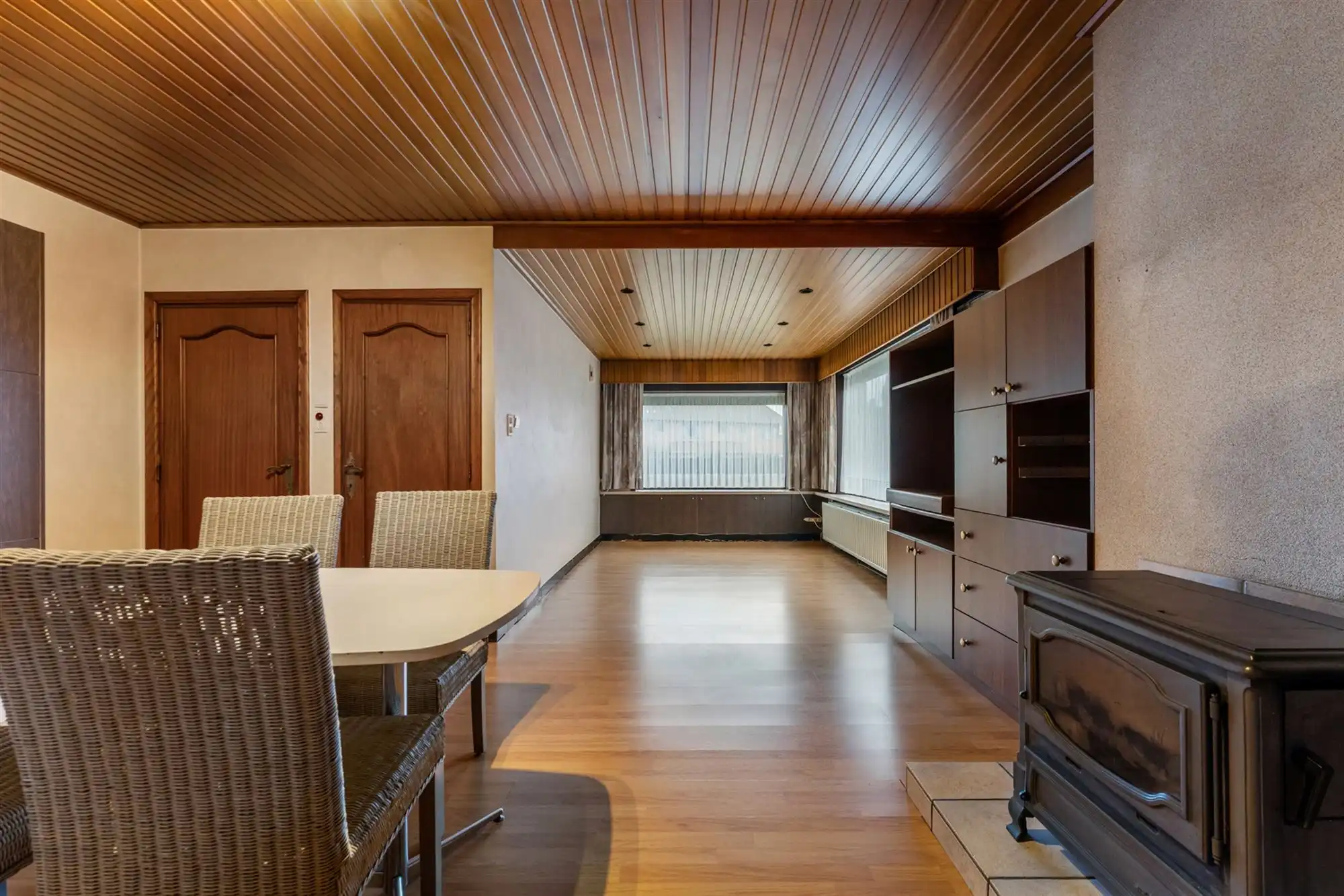 WONING VERDEELD IN 2 APPARTEMENTEN OP 934M2 foto 5