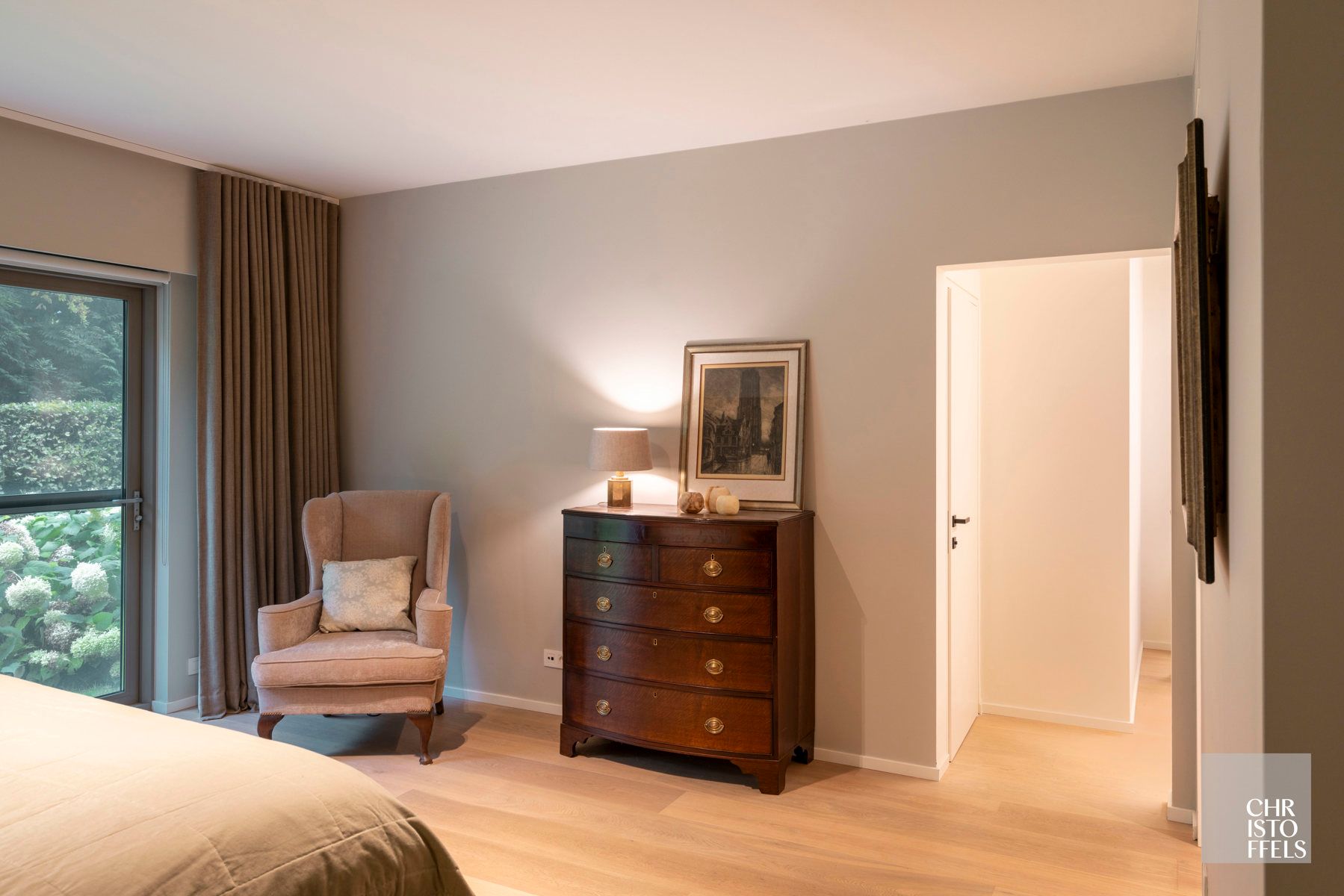 Exclusief villa-appartement (183m²) met privé tuin gelegen in een afgesloten park met buitenzwembad. foto 20