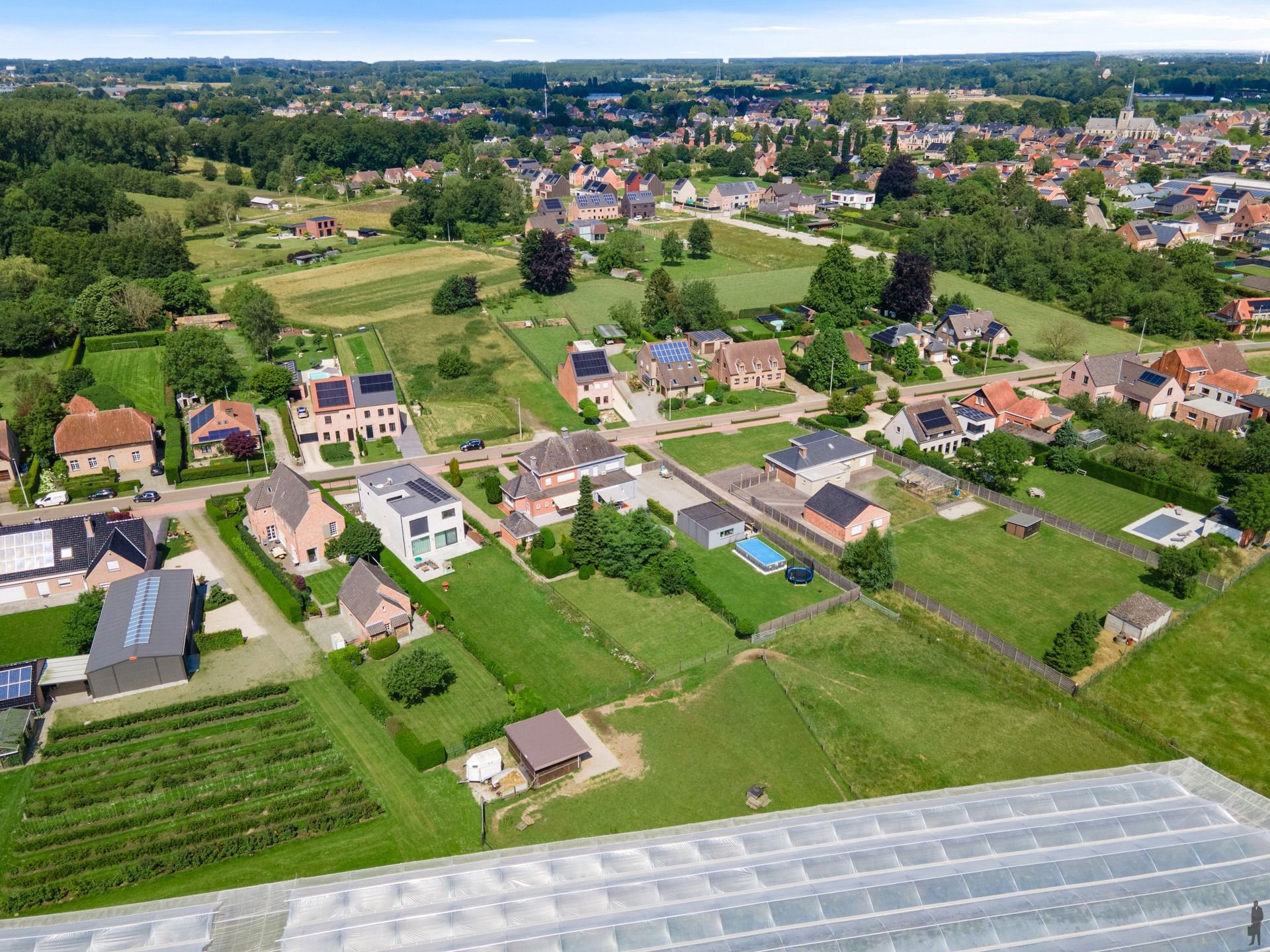 Prachtige villa op rustige locatie met achterliggend weiland. foto 14