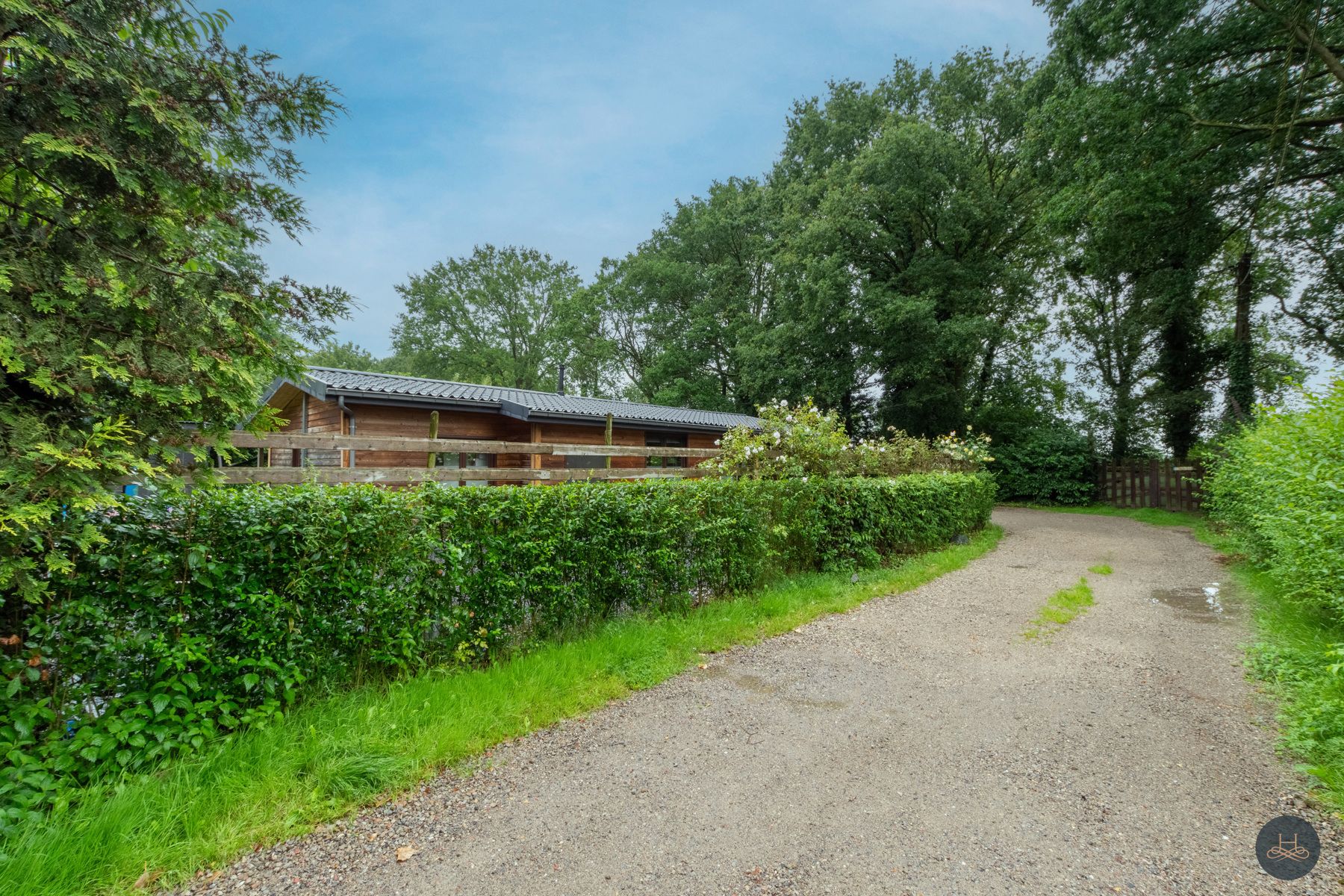 Vernieuwde en instapklare chalet op rustige locatie foto 22