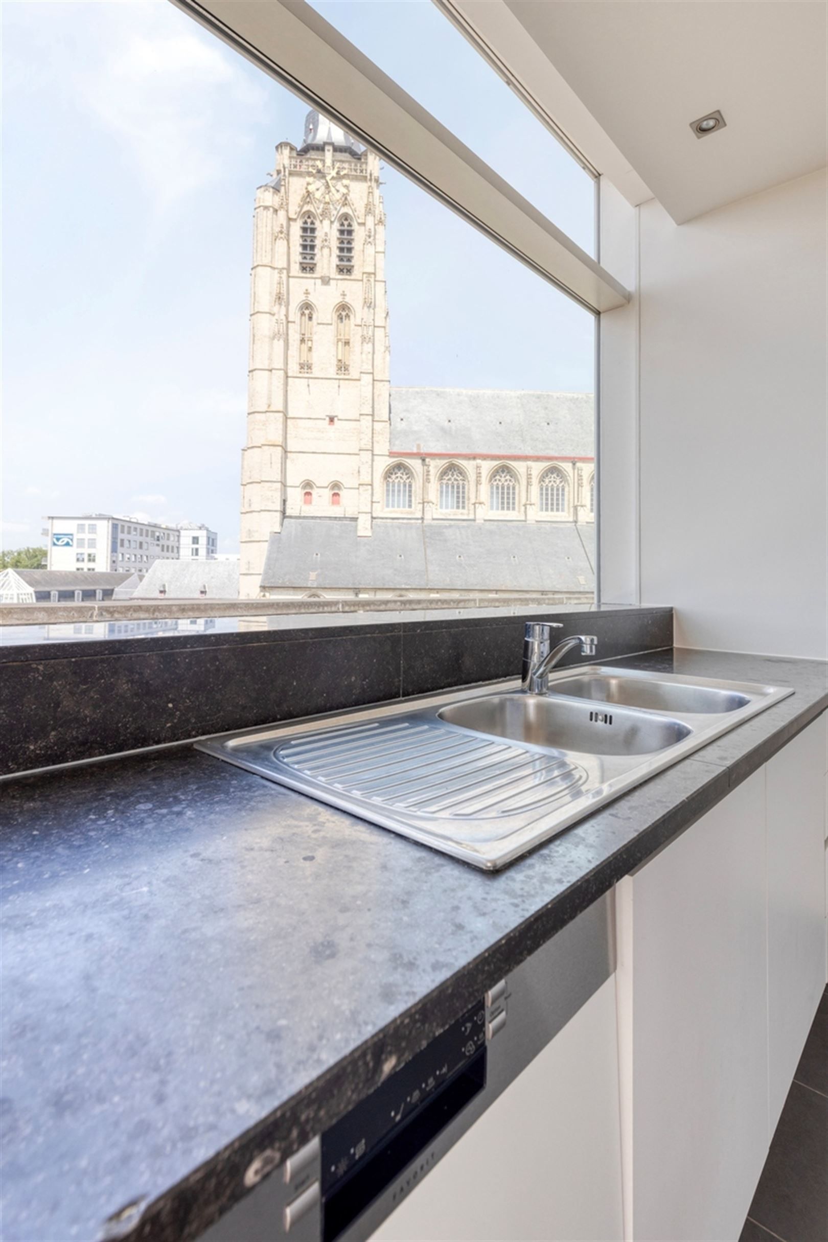 Ruime penthouse centrum Oudenaarde  foto 12