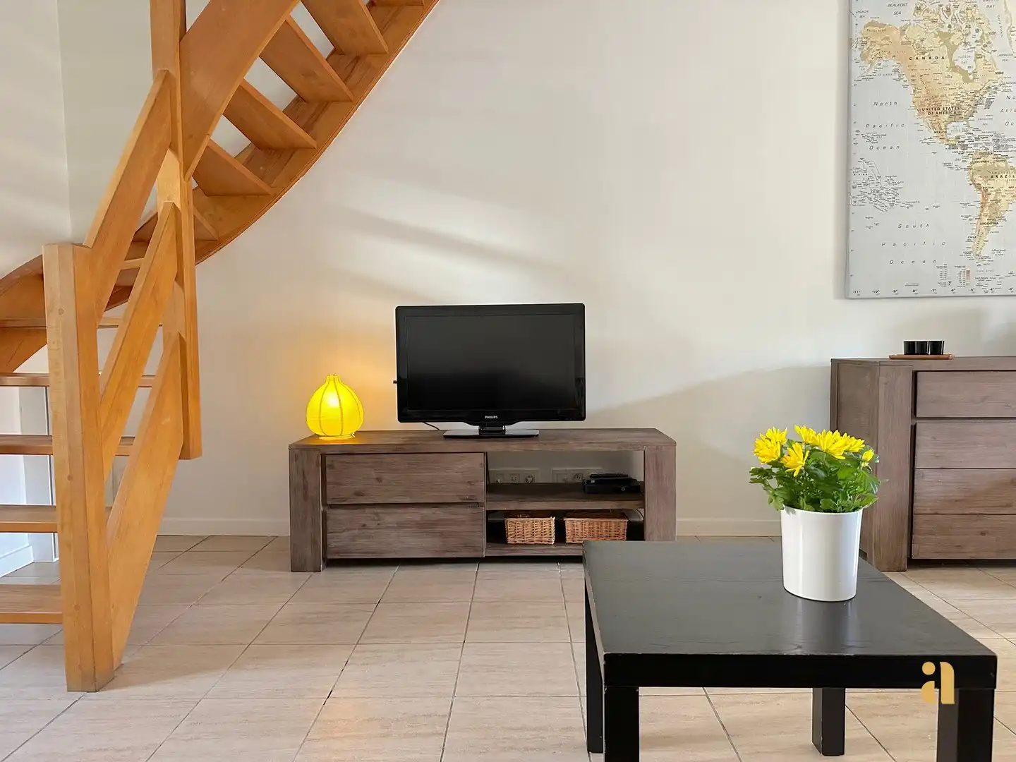 Energiezuinige starterswoning in gezellige leefstraat foto 2