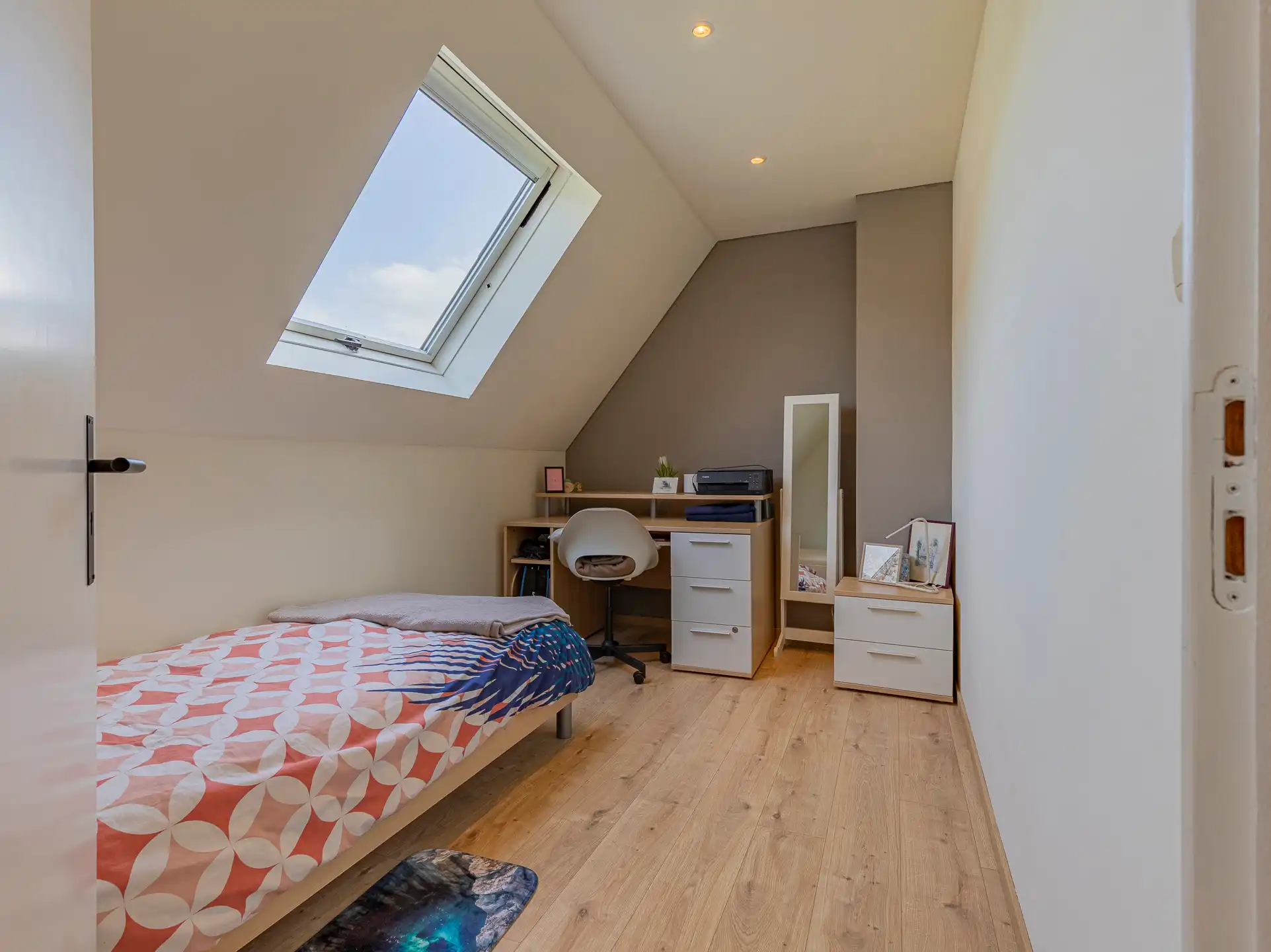 RONSE - Instapklare woning met  3 slpks en mooie tuin foto 16