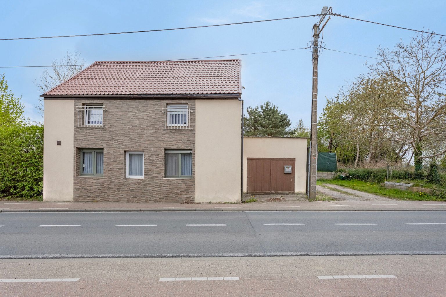 WONING MET TUIN IN HAASRODE foto 3