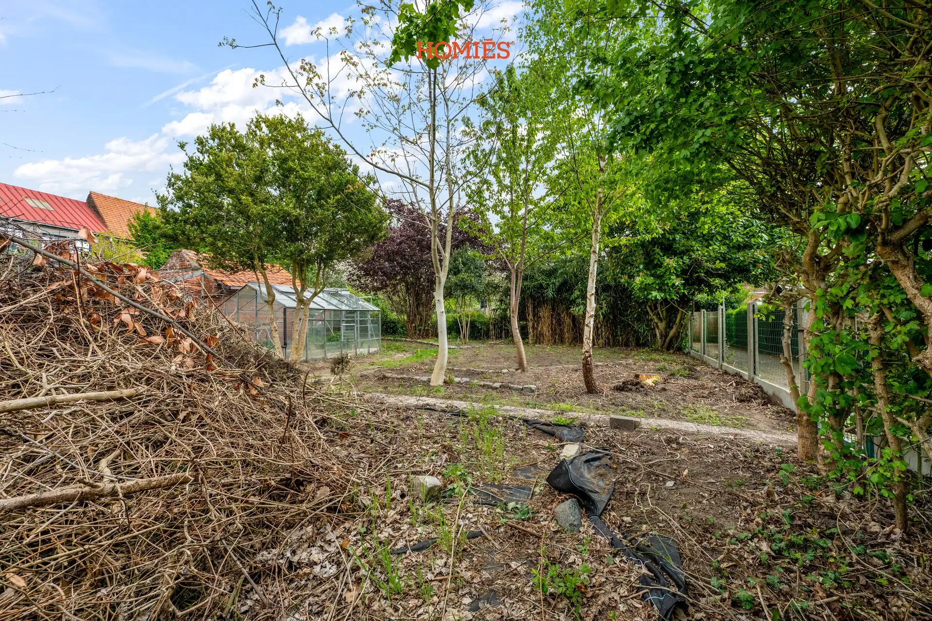 Karaktervolle deels gerenoveerde woning met schuur en tuin foto 21