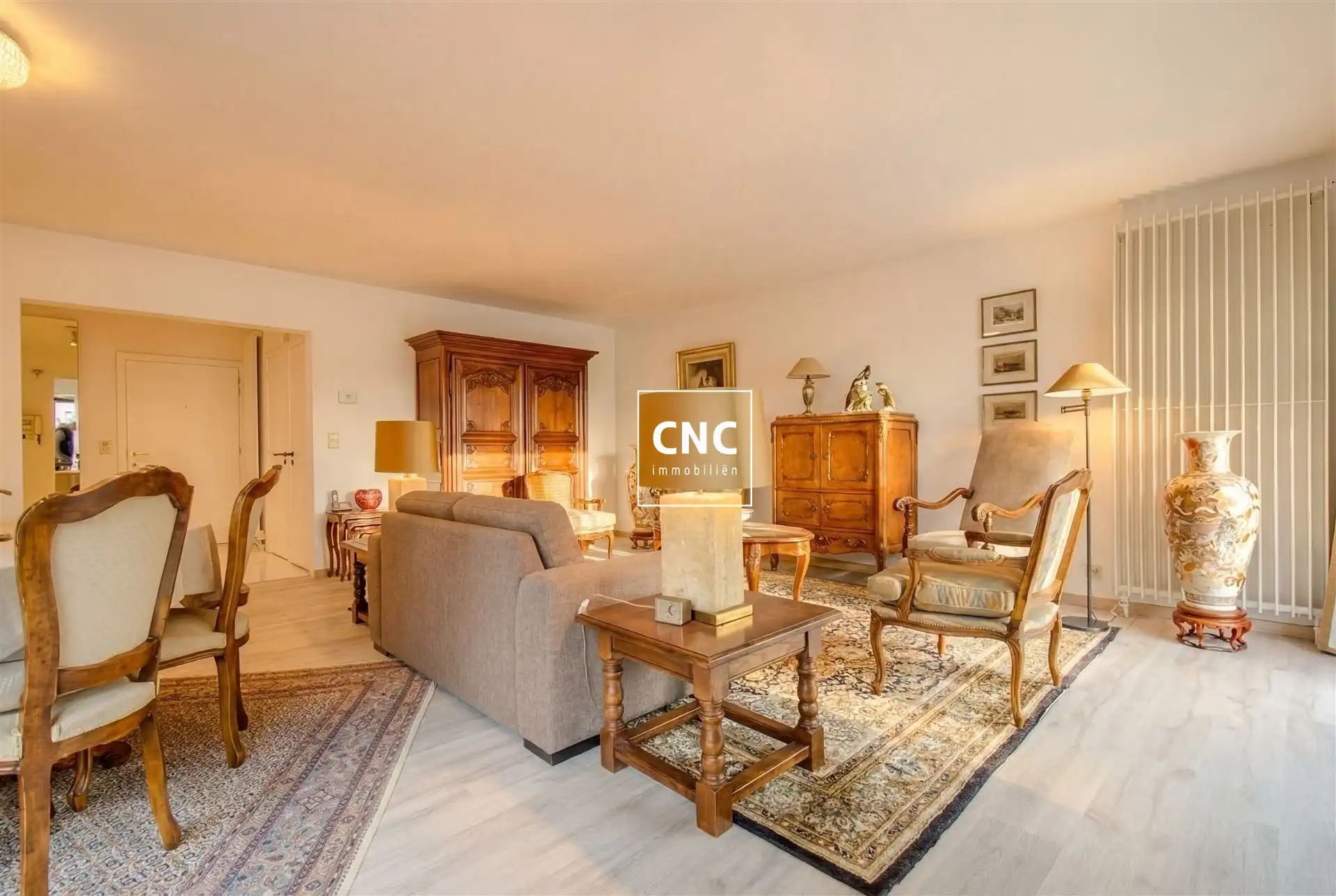 Ruim hoekappartement met mooi open zicht in hartje Knokke foto 4