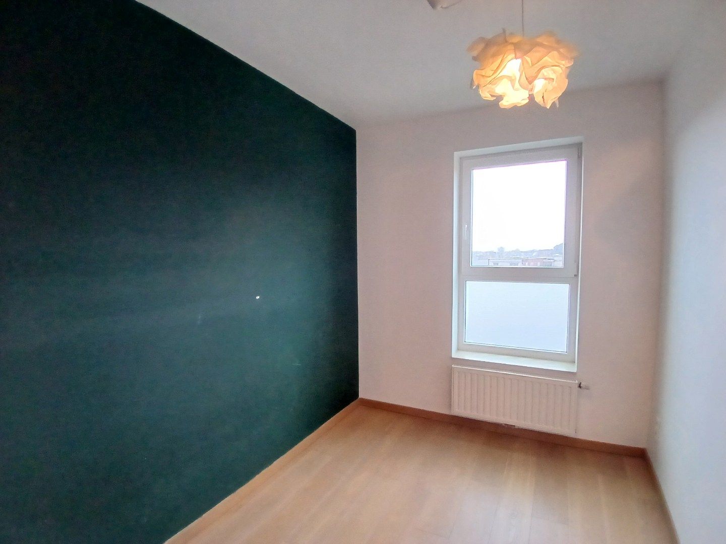 Lichtrijk 2-slpk app met ondergrondse staanplaats foto 7