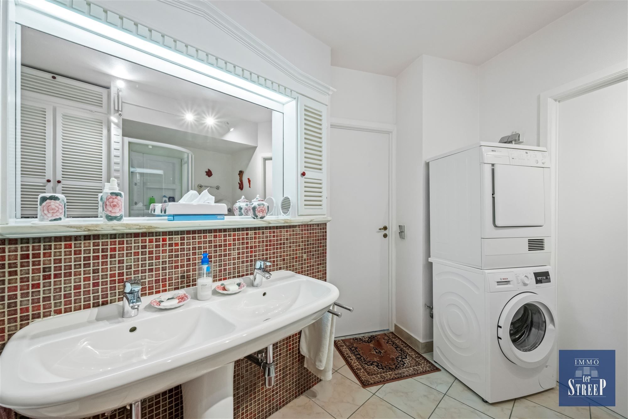 Ruim appartement met 2 slaapkamers en frontaal zeezicht  foto 13