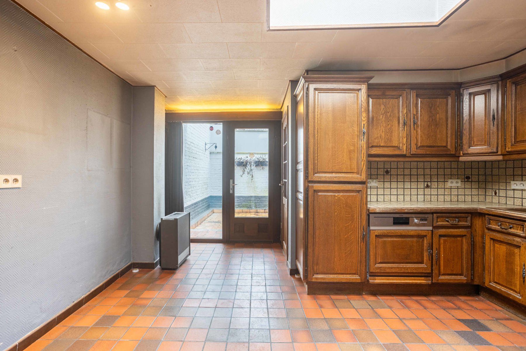 Starterswoning met 3 slaapkamers + binnenplaats  foto 9