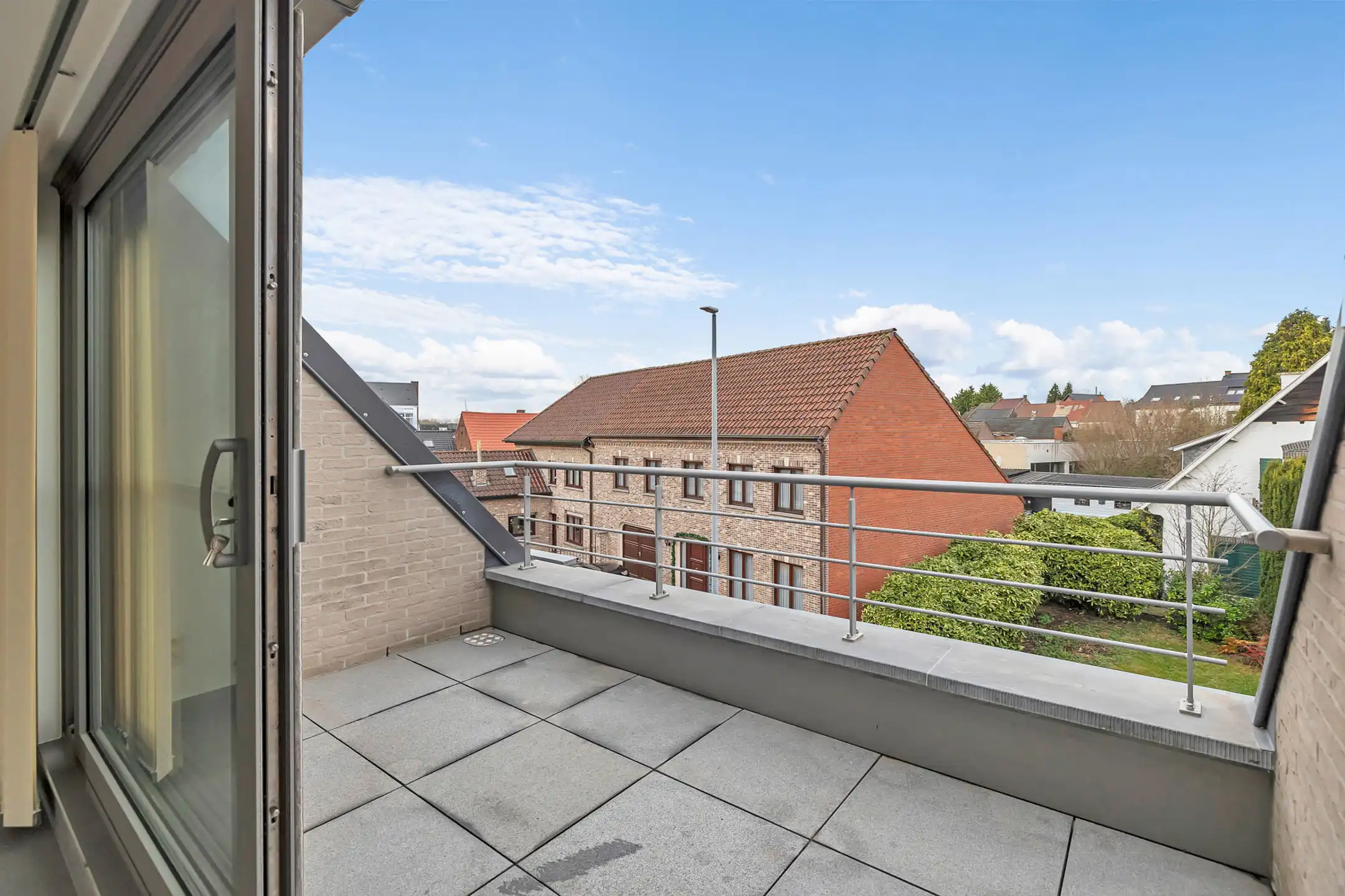 Energiezuinig appartement met 2 slpks, terras en garagebox foto 8