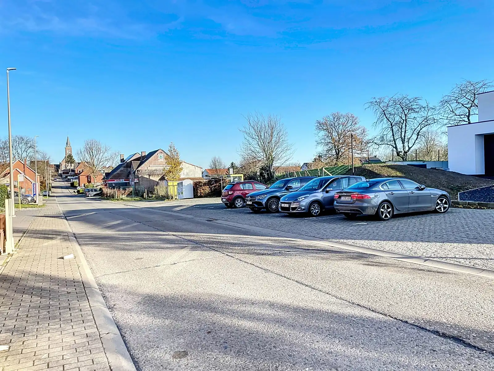te renoveren huis met 3slps, pol. ruimte en mog. tot handel foto 20