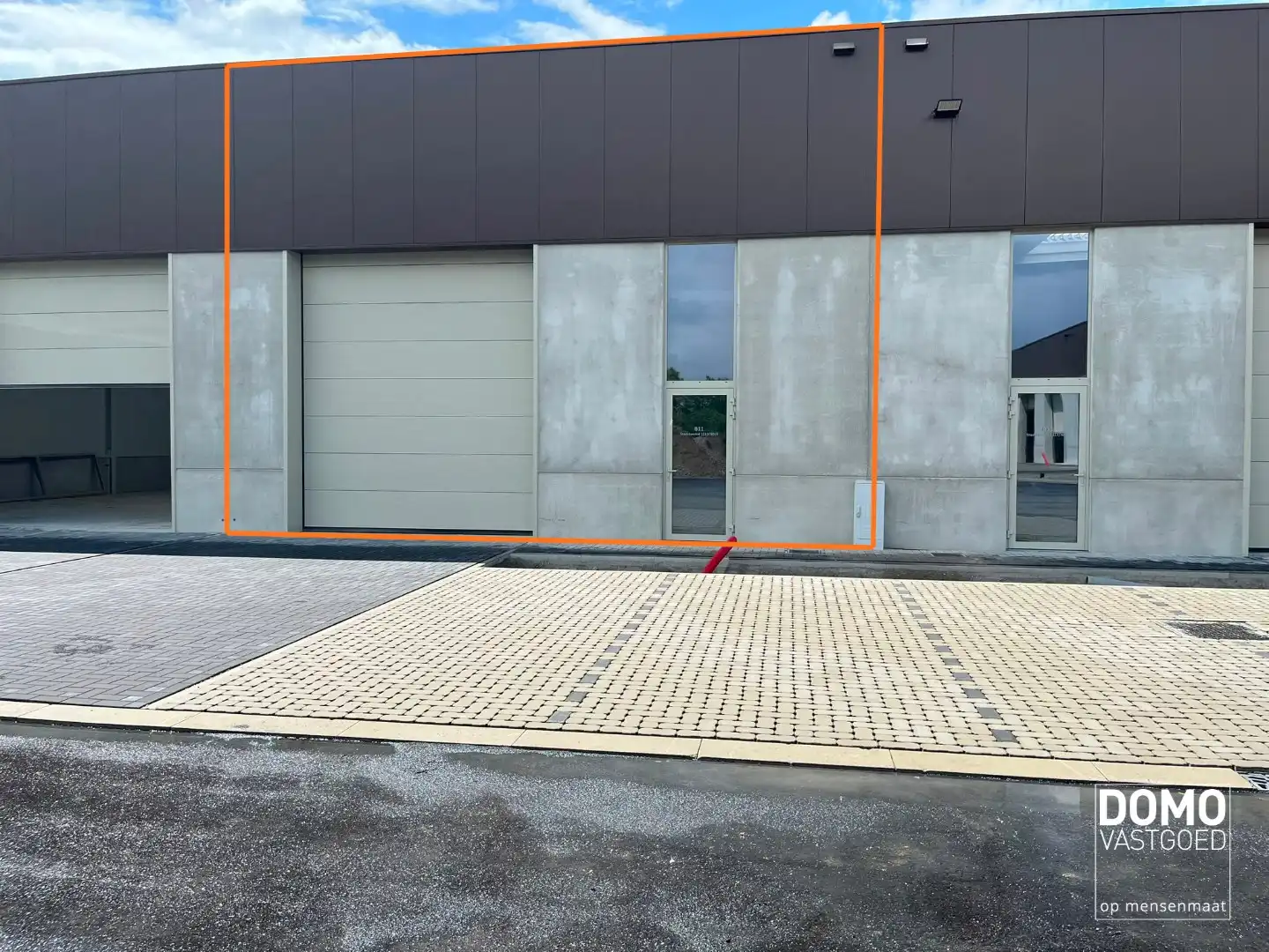 Nieuwe KMO-unit van 200 m² te huur op Bedrijvenpark Stadsbeemd te Halen foto {{pictureIndex}}