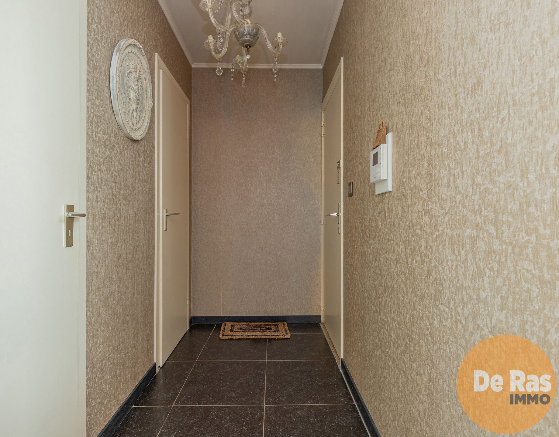 WETTEREN- Instapklaar appartement met 2 kamers nabij station foto 13